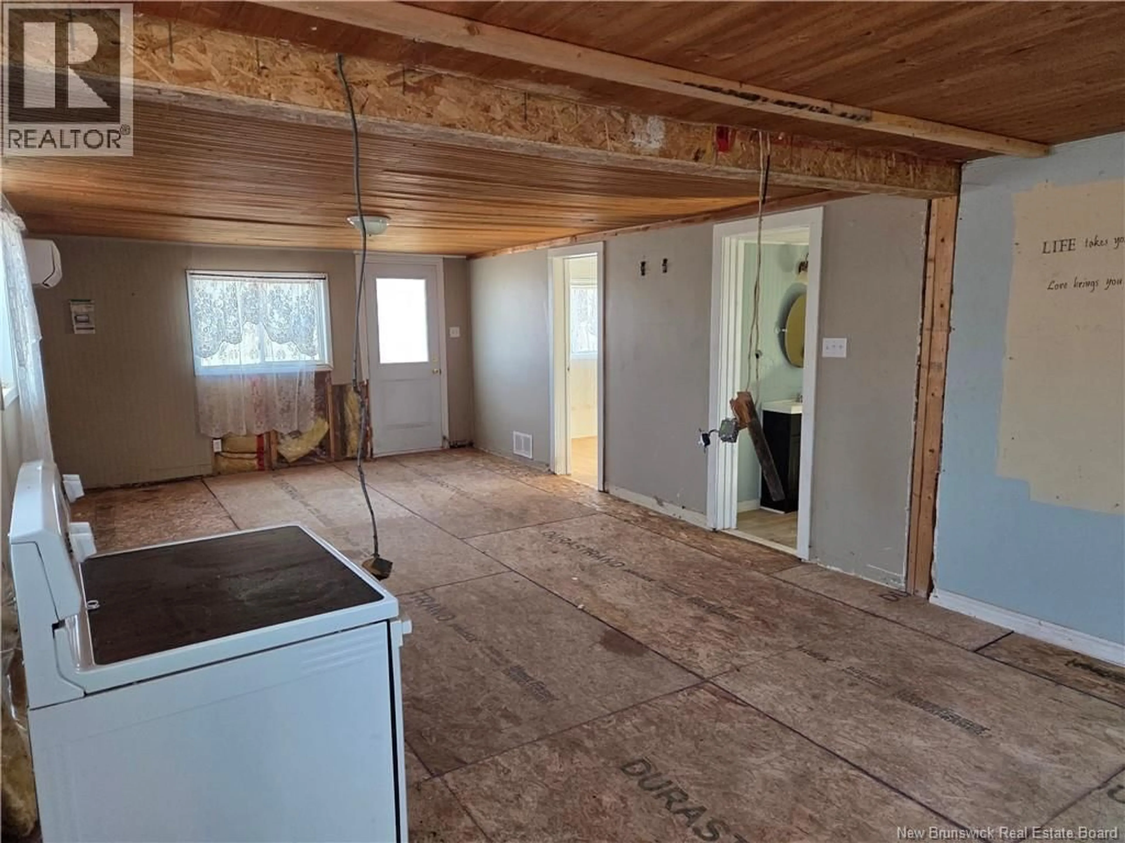 A pic of a room for 27 FORT, Port Elgin New Brunswick E4M1L1