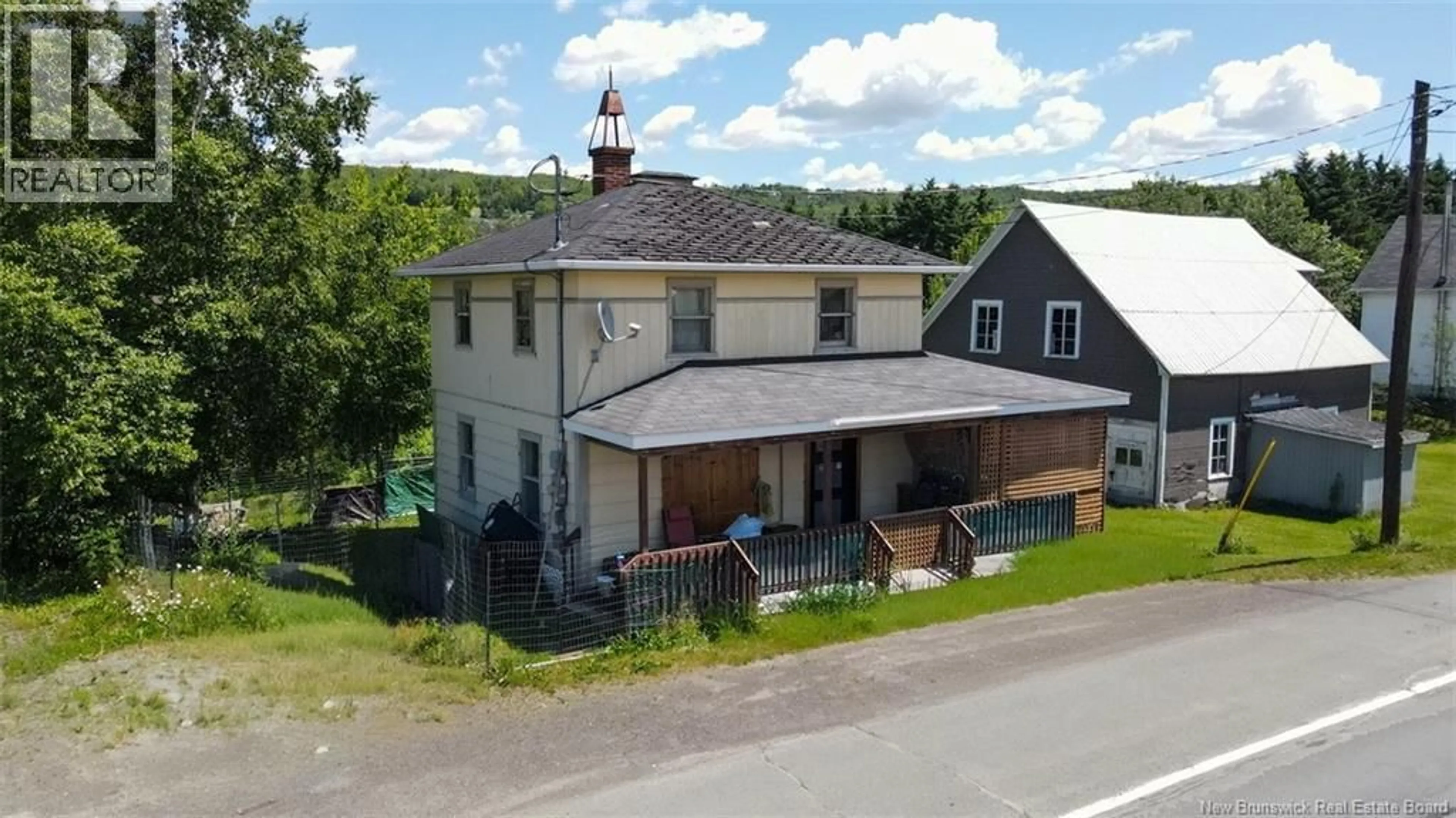 A pic from outside/outdoor area/front of a property/back of a property/a pic from drone, building for 101 ISIDORE-BOUCHER BOULEVARD, Saint-Jacques New Brunswick E7B1V6