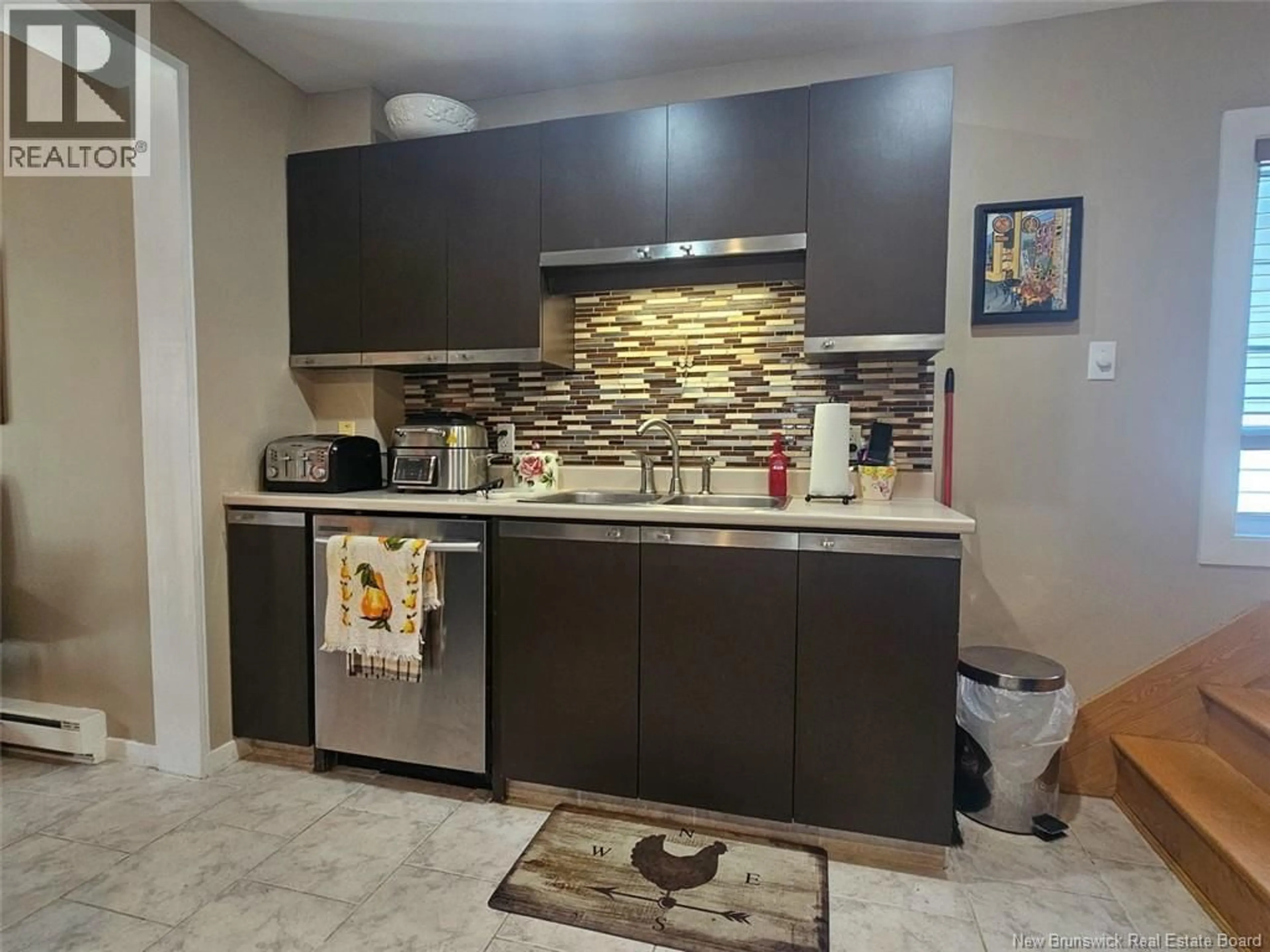 Standard kitchen, ceramic/tile floor for 11 33RD AVENUE, Edmundston New Brunswick E3V1S3