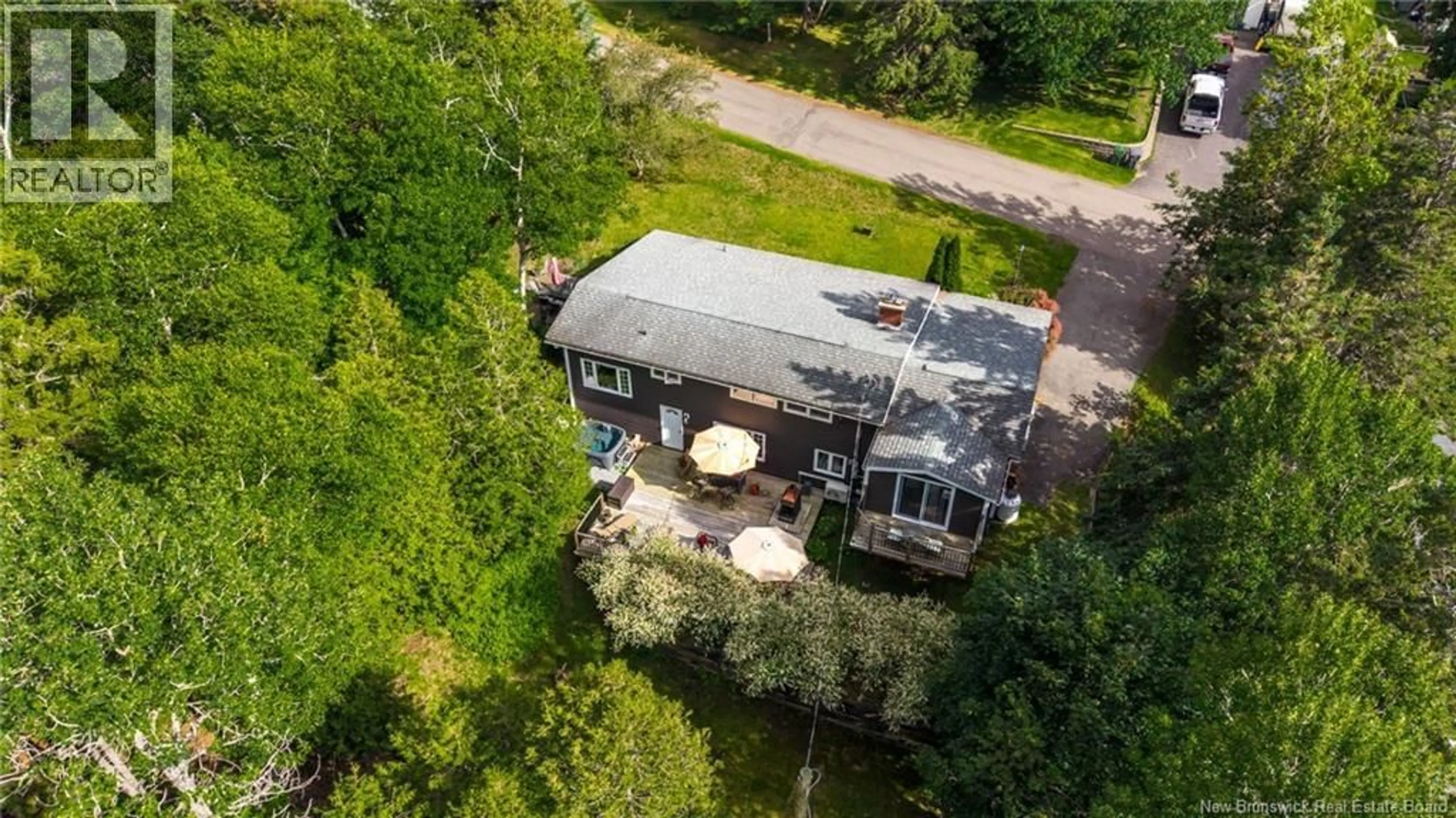 A pic from outside/outdoor area/front of a property/back of a property/a pic from drone, building for 36 LAKE ROAD, Quispamsis New Brunswick E2E4P9