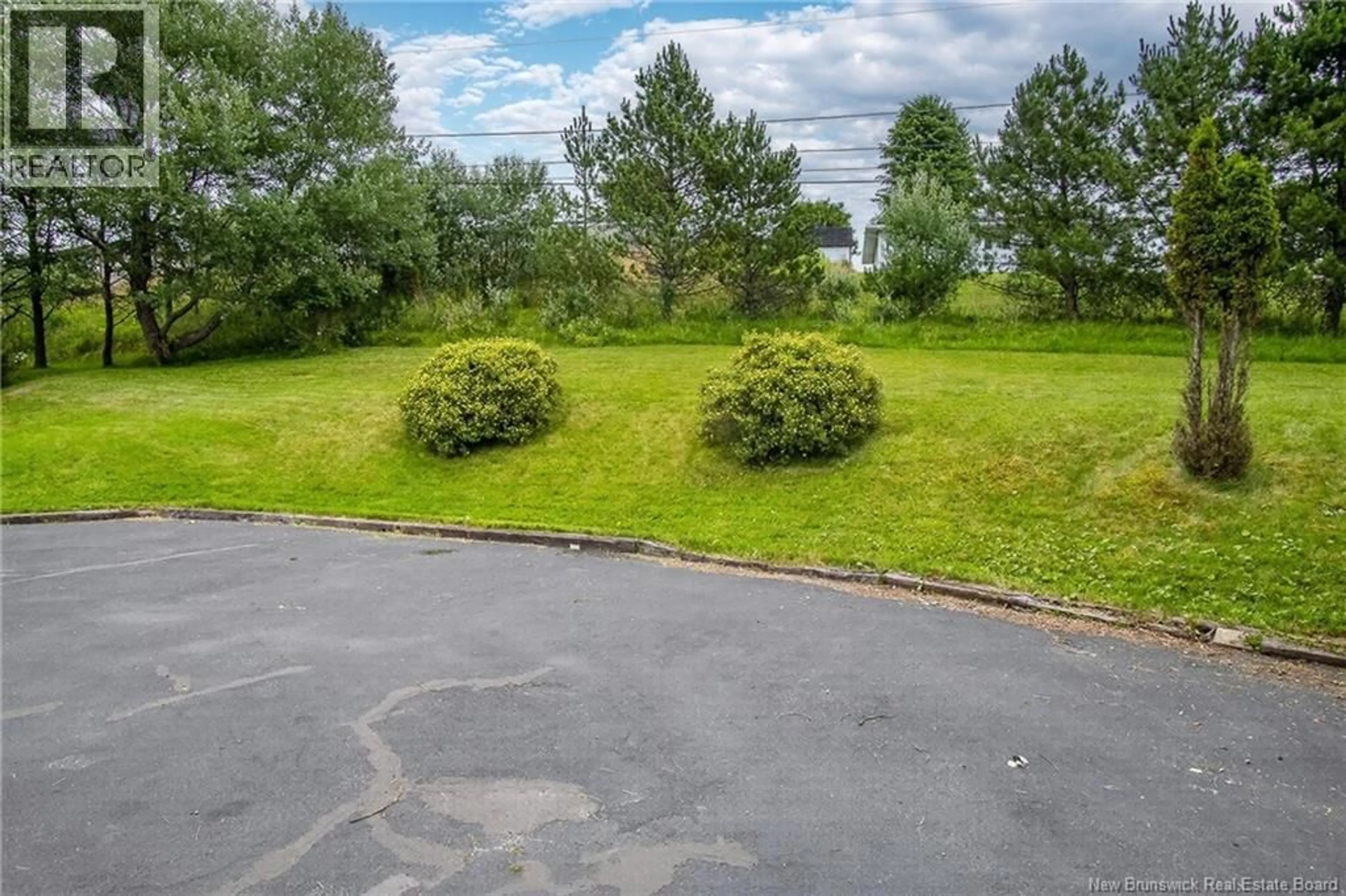 A pic from outside/outdoor area/front of a property/back of a property/a pic from drone, unknown for 21 MOUNTAIN ROAD, Saint John New Brunswick E2J2W7