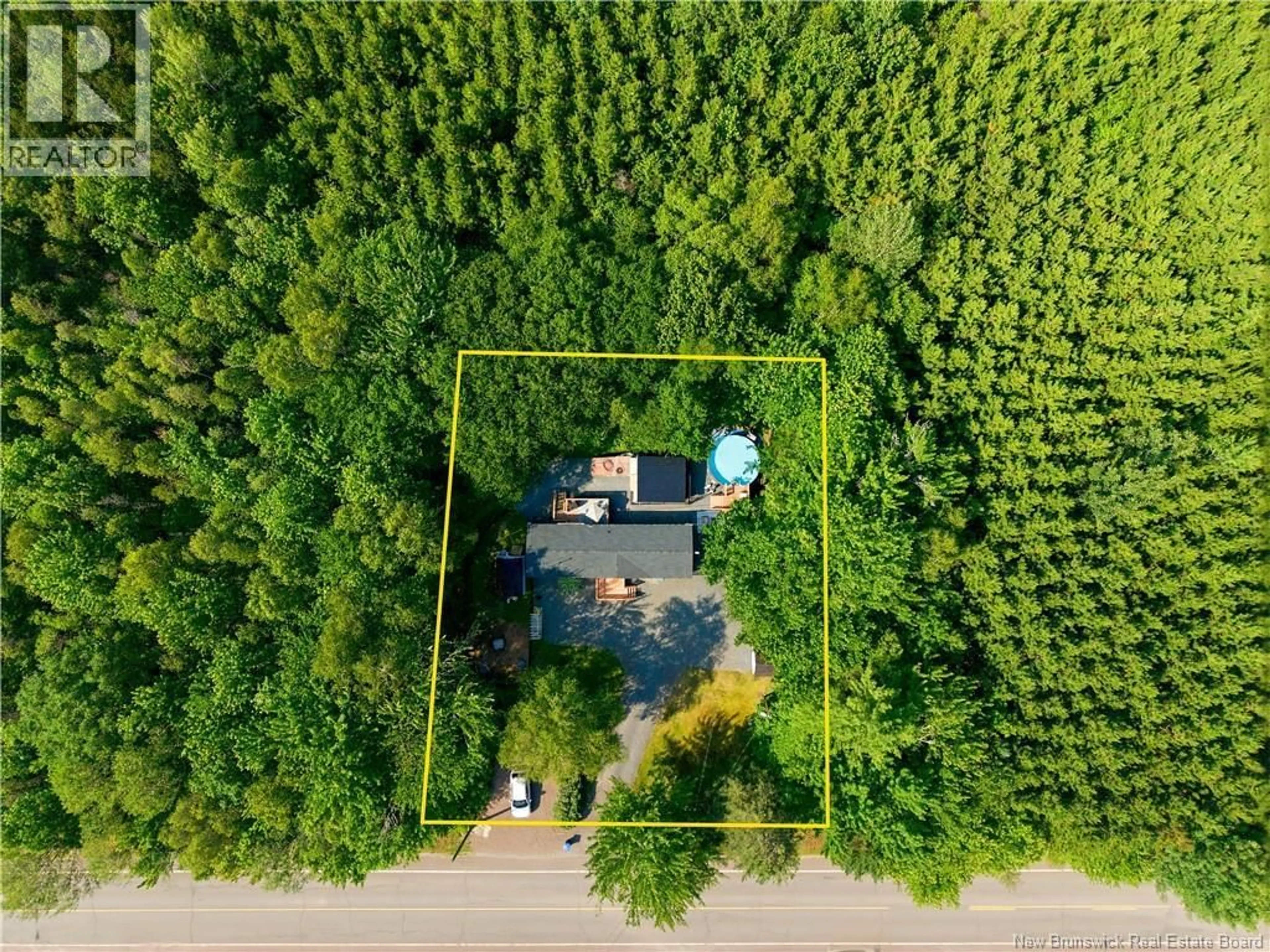 A pic from outside/outdoor area/front of a property/back of a property/a pic from drone, forest/trees view for 198 LAKE DRIVE, Minto New Brunswick E4B2M8
