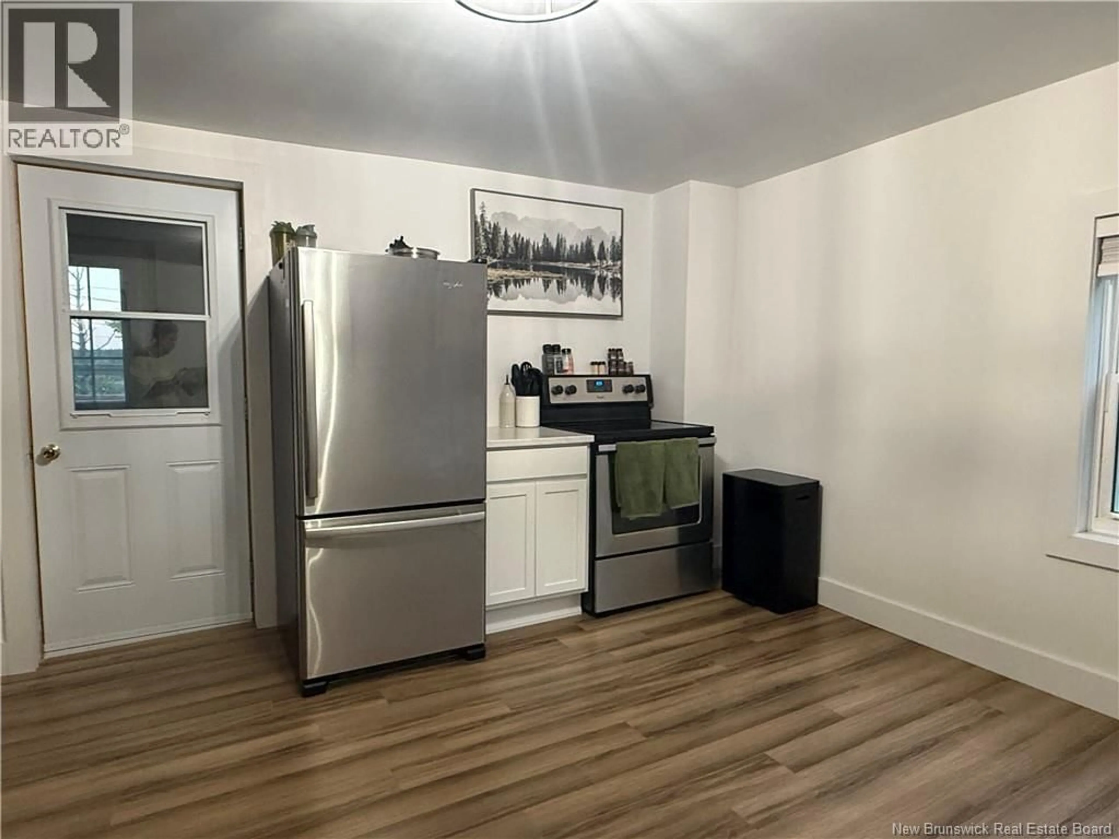 Standard kitchen, unknown for 514 ROUTE 425, Strathadam New Brunswick E1V4G8