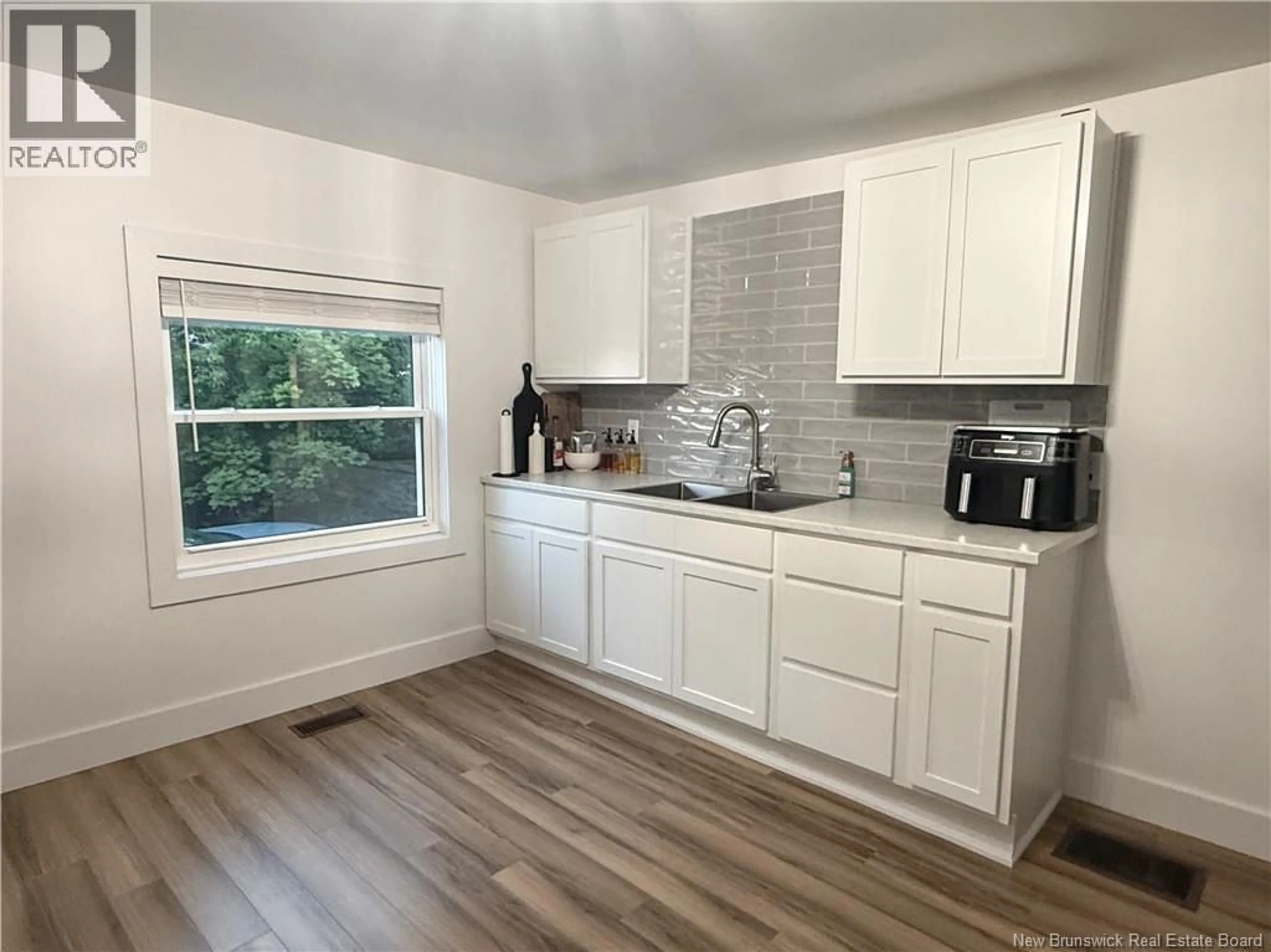 Open concept kitchen, unknown for 514 ROUTE 425, Strathadam New Brunswick E1V4G8