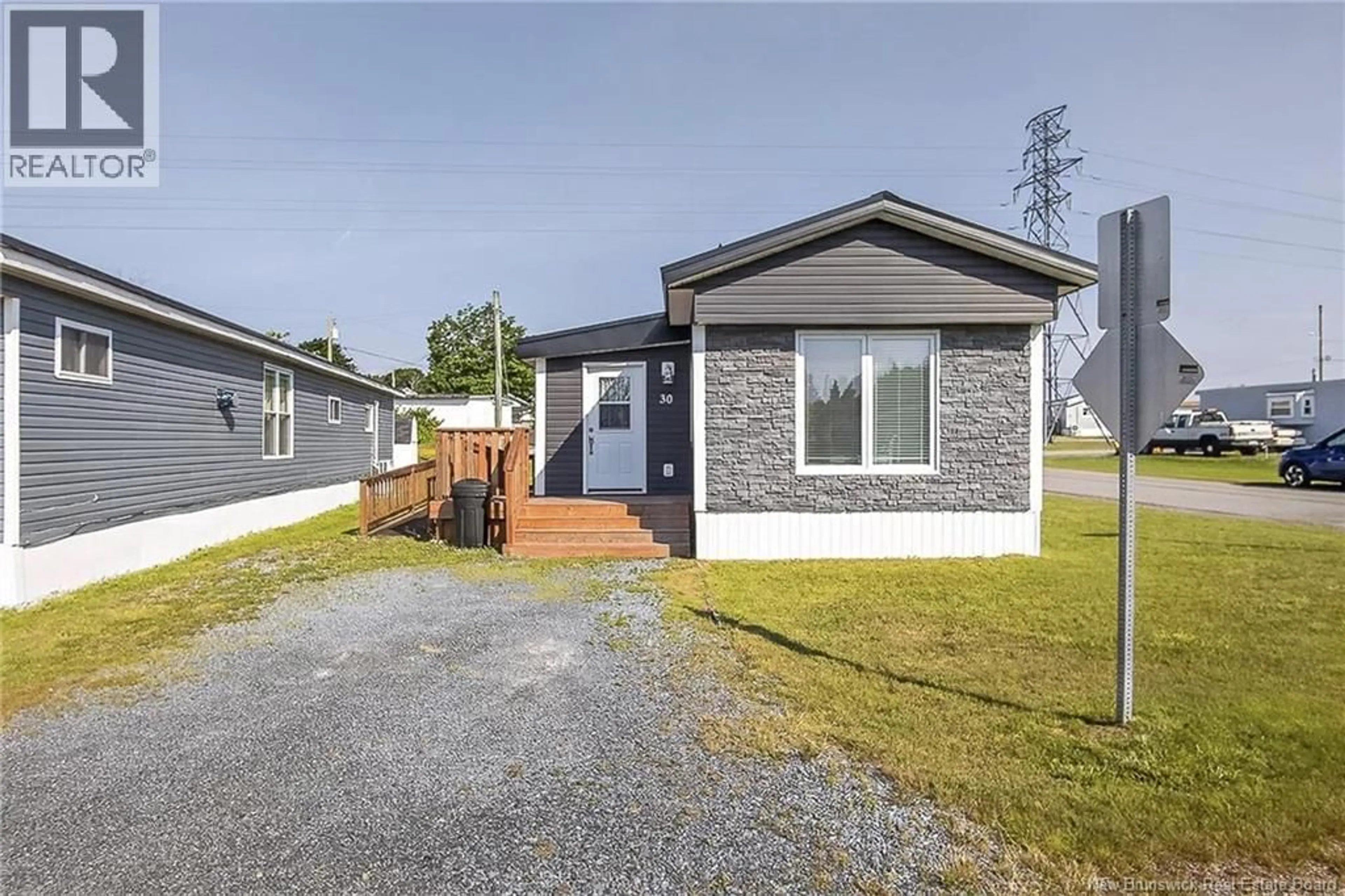 Unknown for 30 VIOLET STREET, Saint John New Brunswick E2M5M3