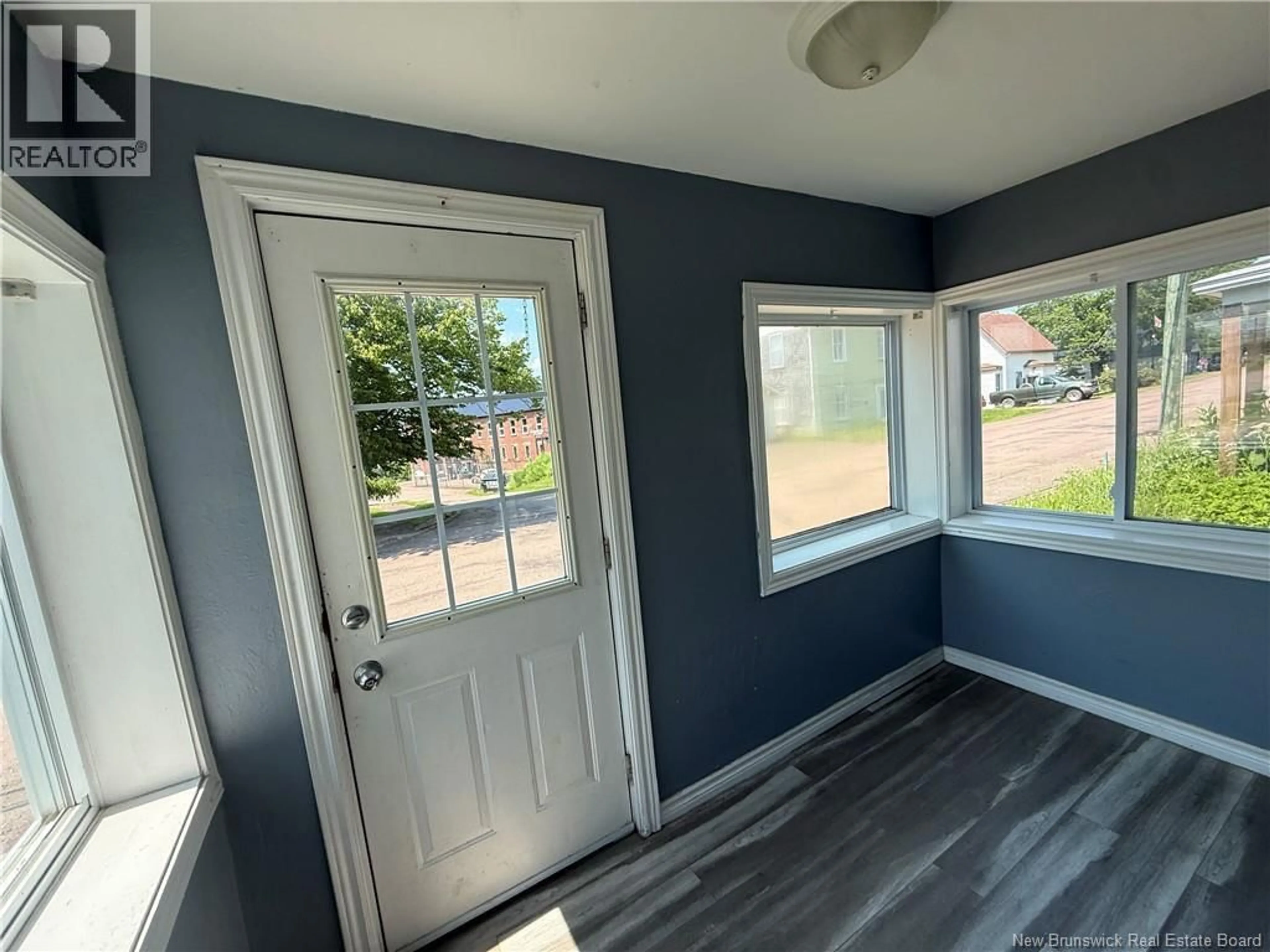 Indoor entryway for 7 WOODLAWN ROAD, Dorchester New Brunswick E4K3A6