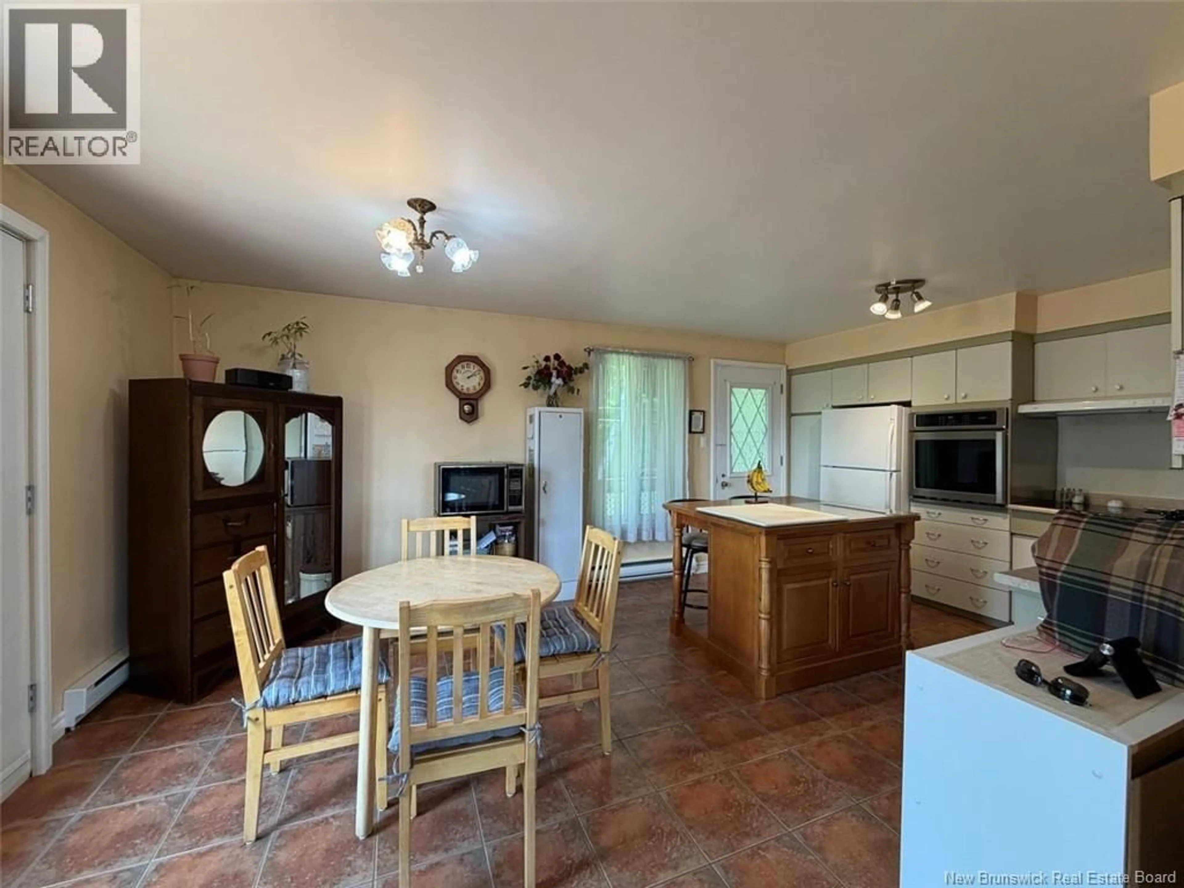 Open concept kitchen, ceramic/tile floor for 199 BELLEVUE STREET, Edmundston New Brunswick E3V2E4