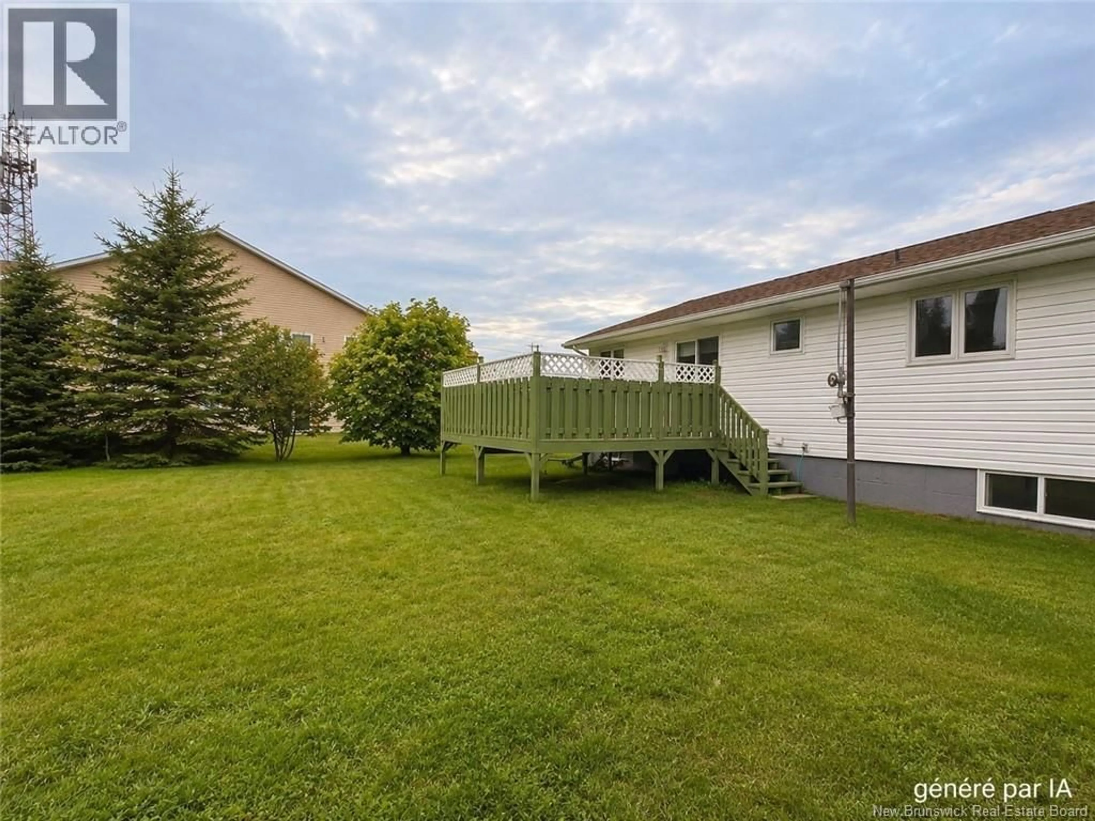 Patio, street for 638 RUE DE L'EGLISE, Tracadie New Brunswick E1X1B1