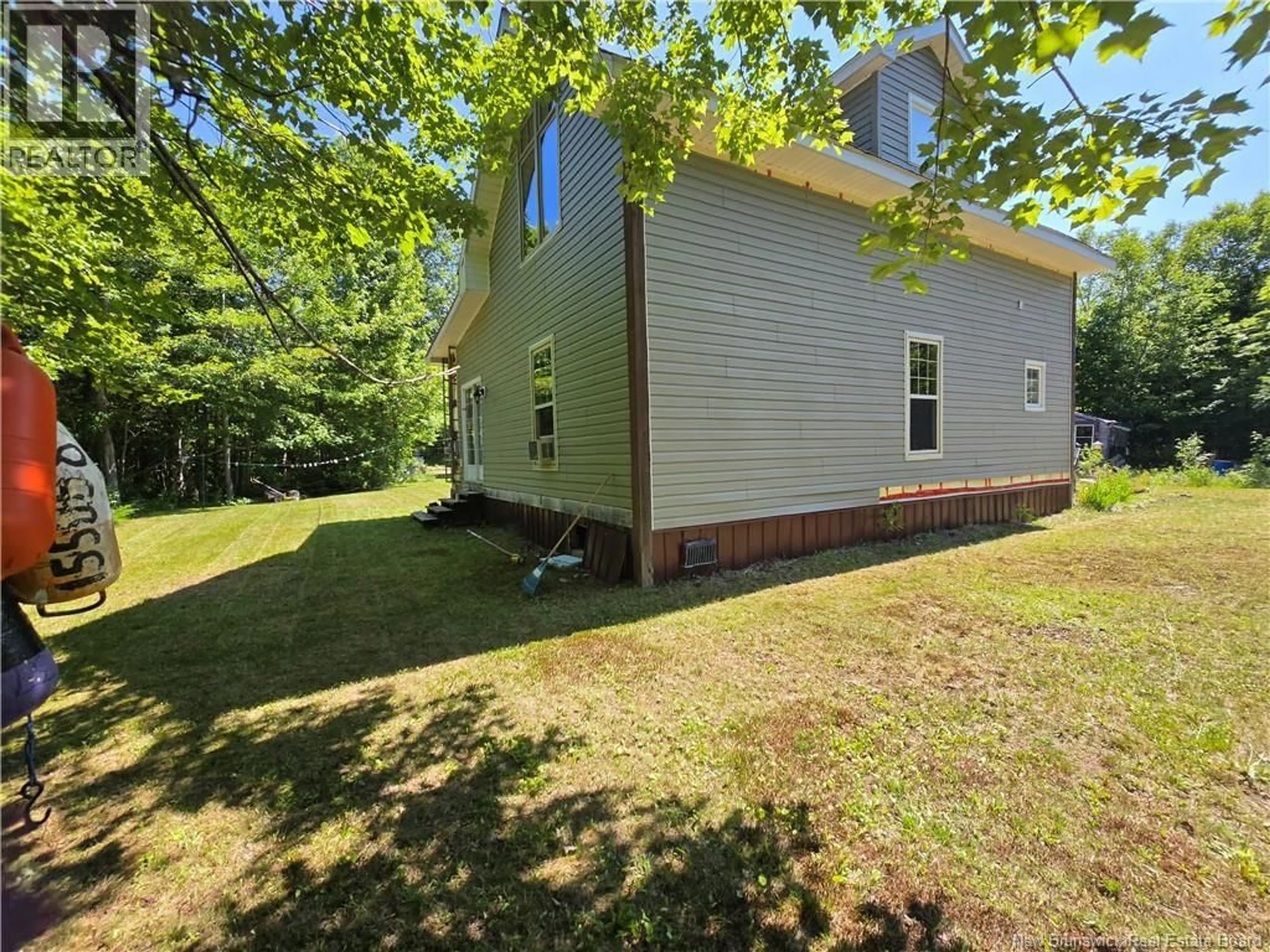 Home with vinyl exterior material, unknown for 230 WILSON POINT, Miscou New Brunswick E8T4R4