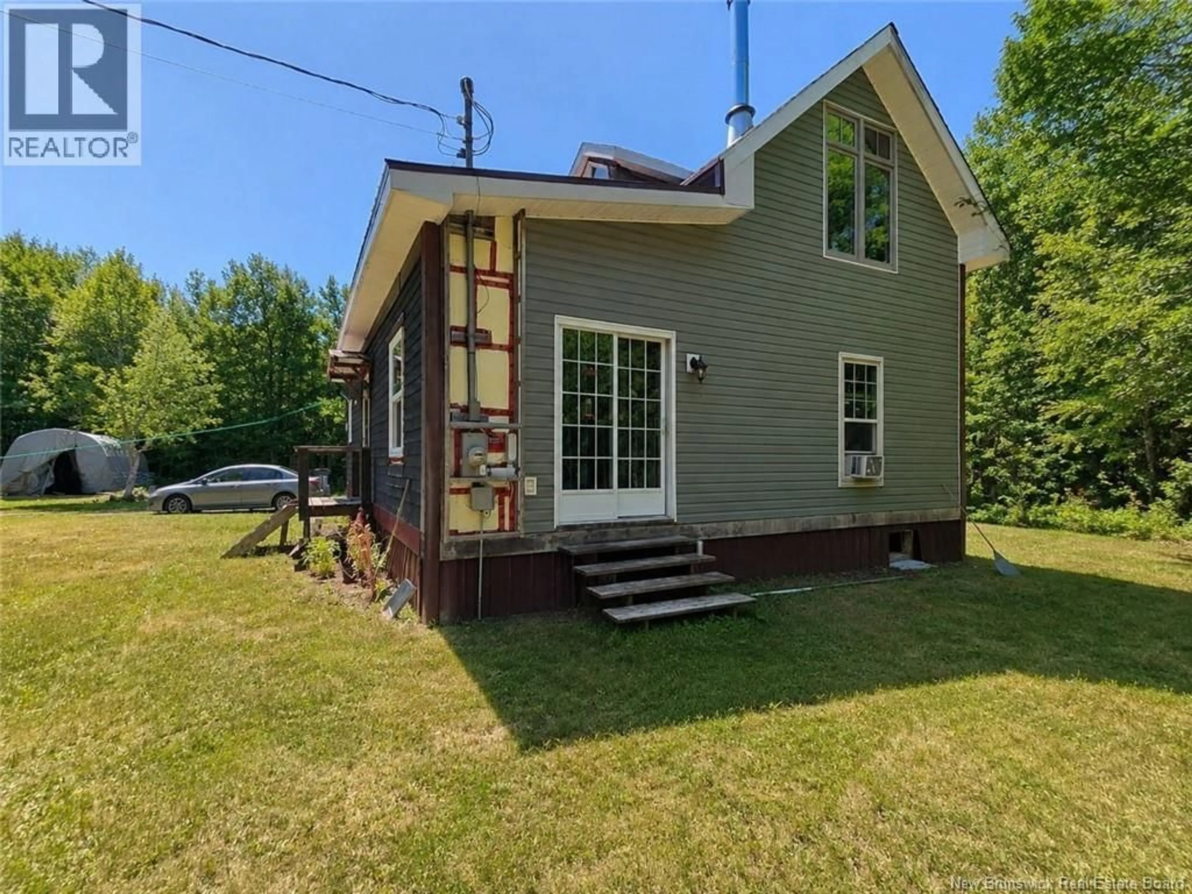 A pic from outside/outdoor area/front of a property/back of a property/a pic from drone, building for 230 WILSON POINT, Miscou New Brunswick E8T4R4