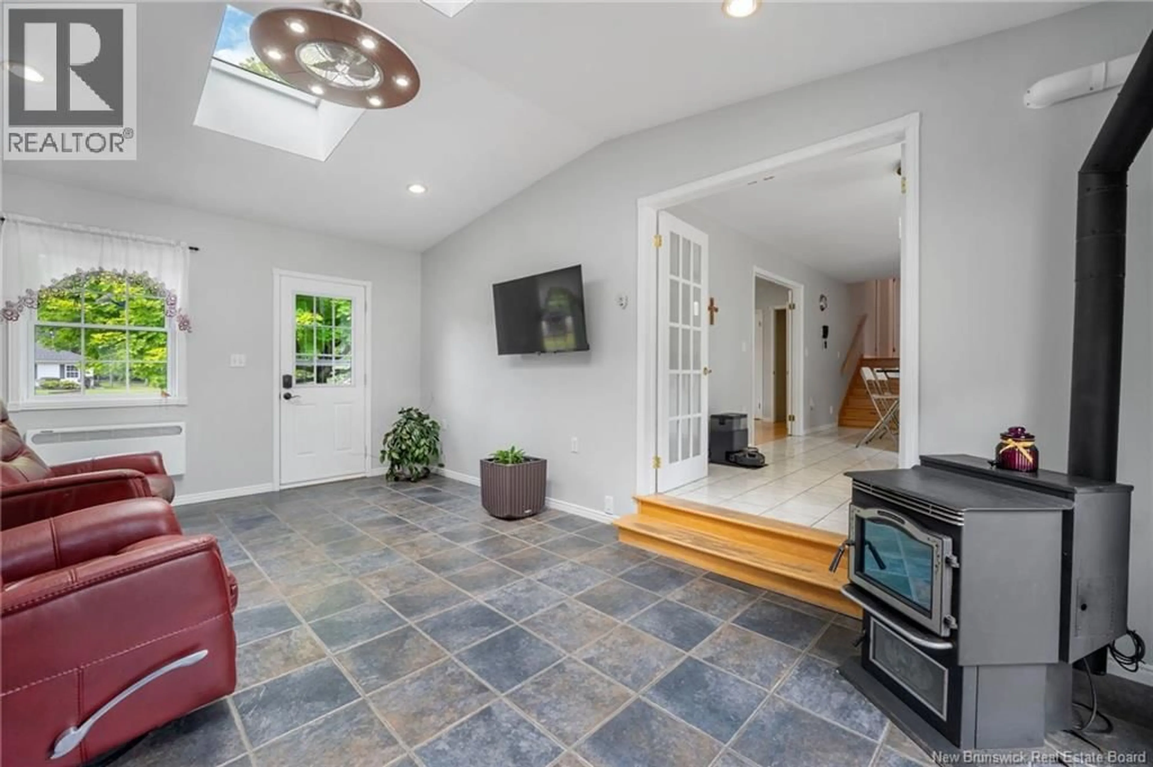 Indoor entryway for 428 ROUTE 3, Smithfield New Brunswick E6K2V2