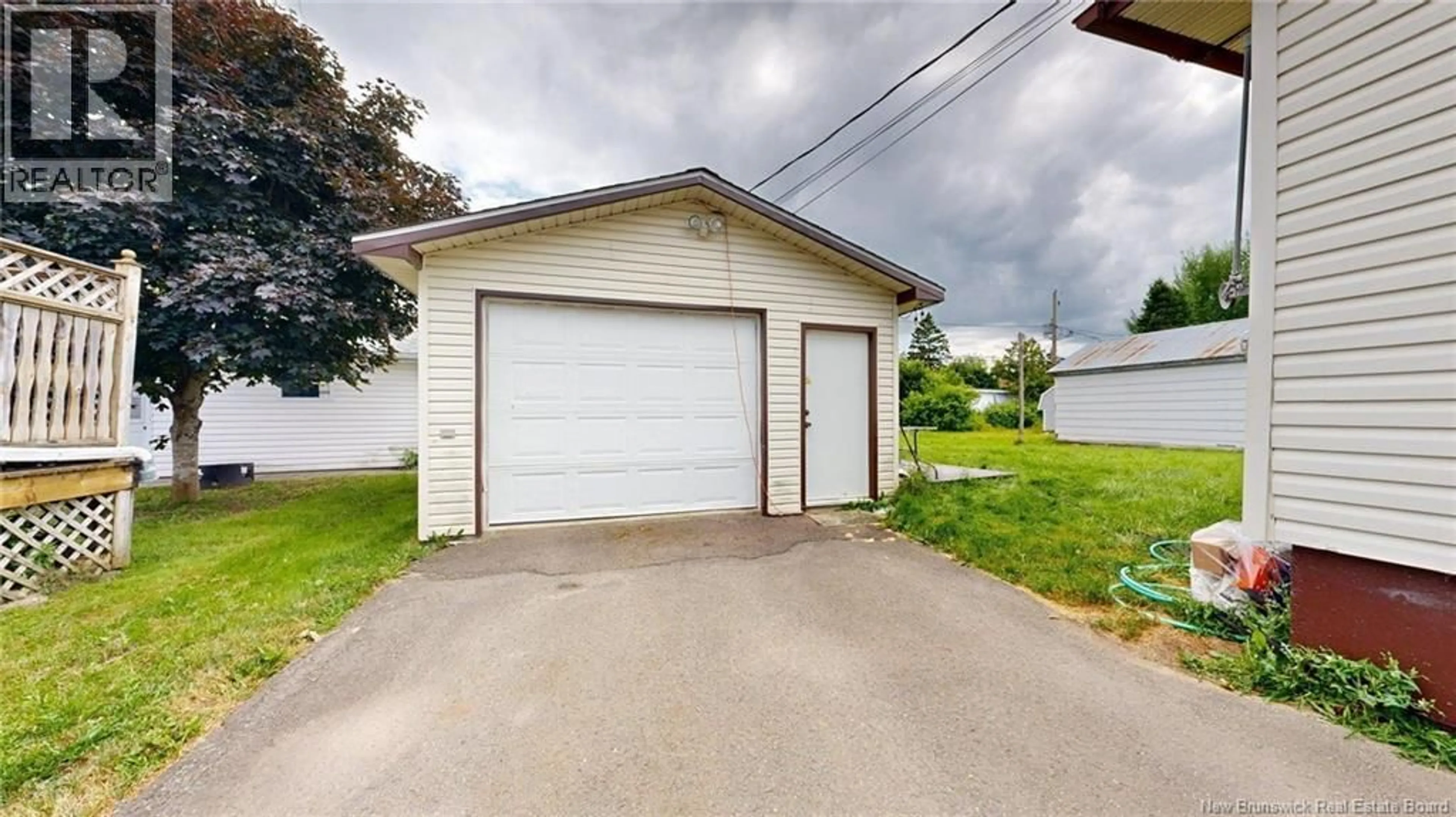 Indoor garage for 155 ELLERDALE AVENUE, Moncton New Brunswick E1A3M8