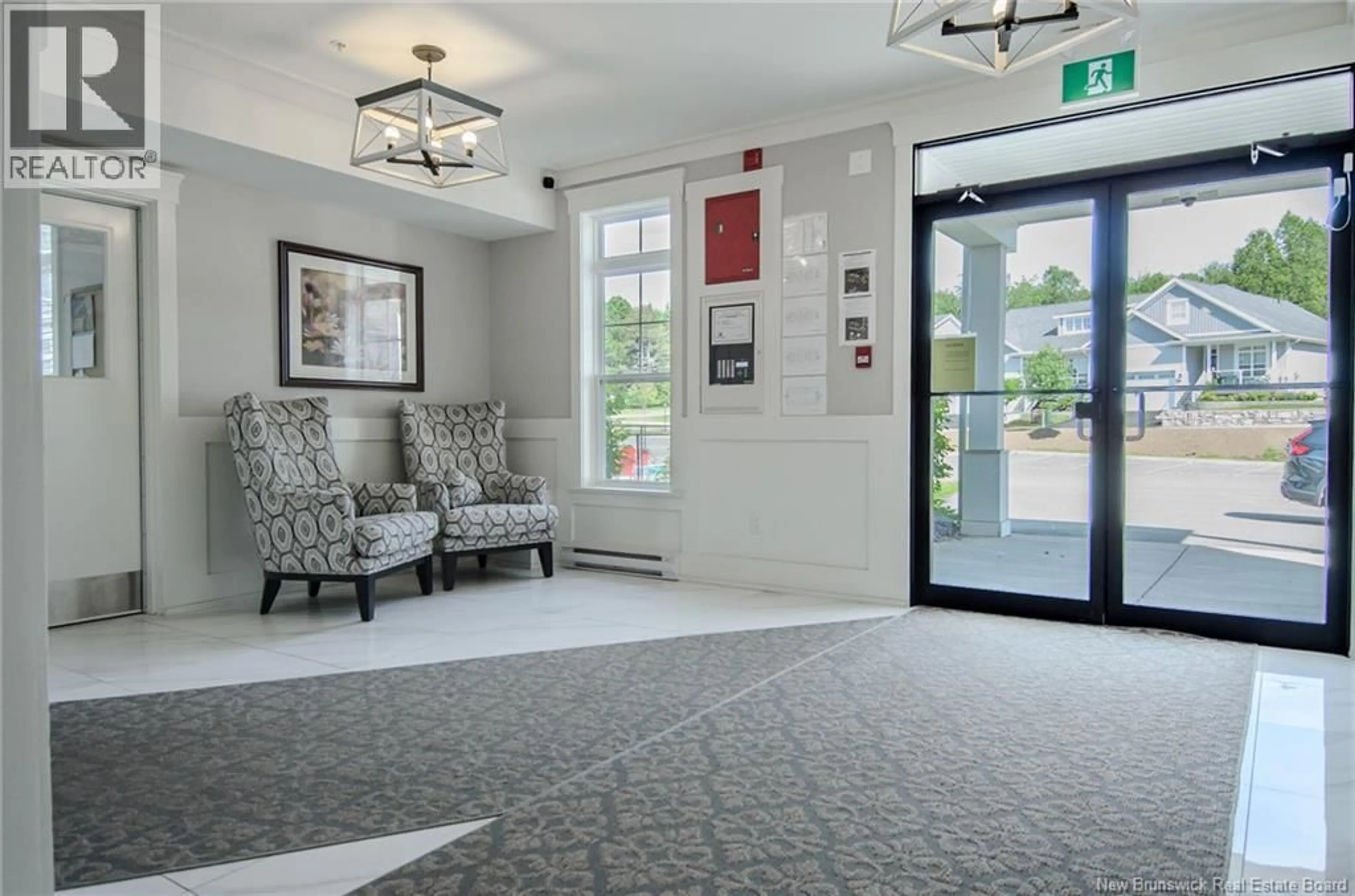 Indoor foyer for 102 - 52 HAMPTON ROAD, Rothesay New Brunswick E2E0V5