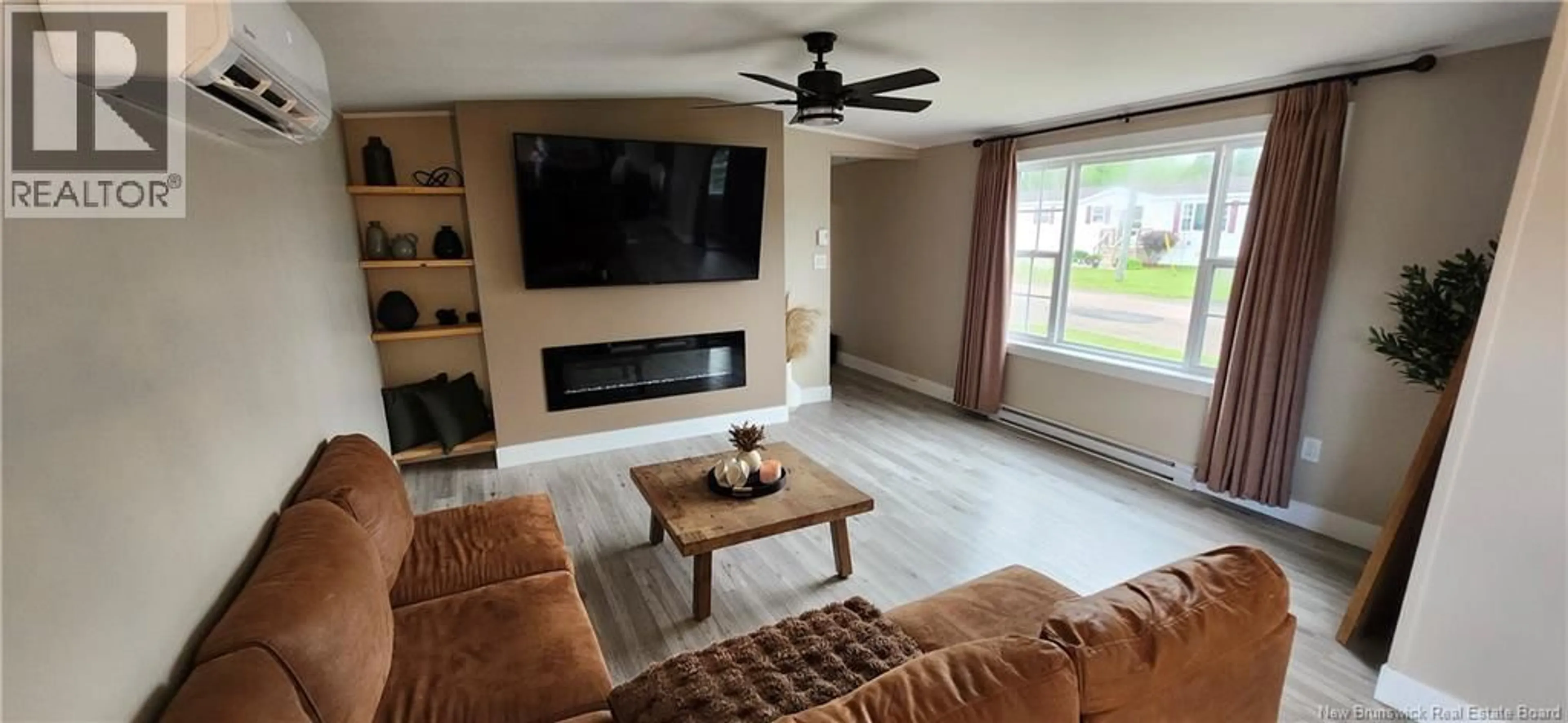 Living room with furniture, unknown for 11 FLORIDA, Dieppe New Brunswick E1A7X3