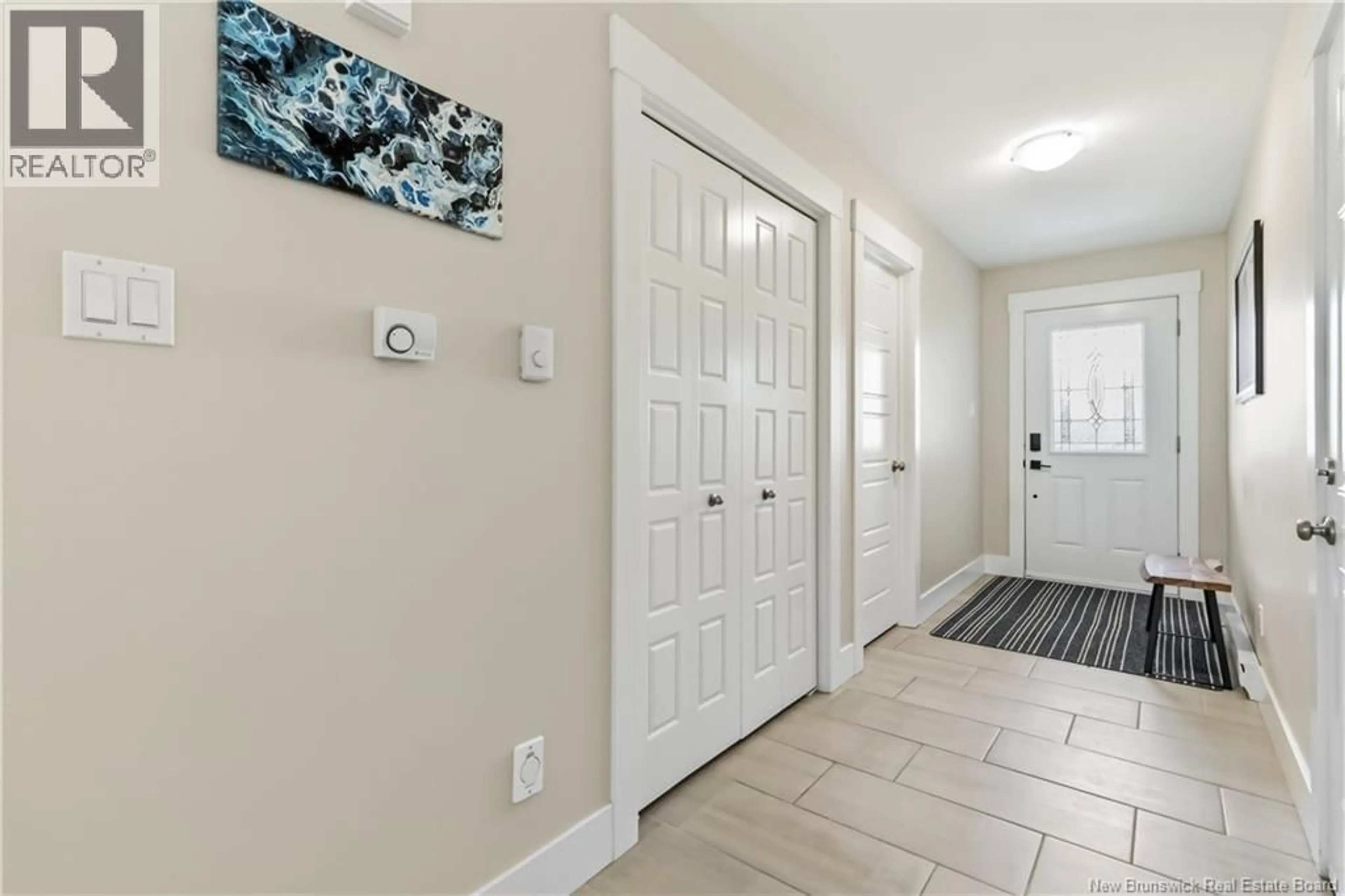 Indoor entryway for 37 GOLDEN STREET, Moncton New Brunswick E1G5T3