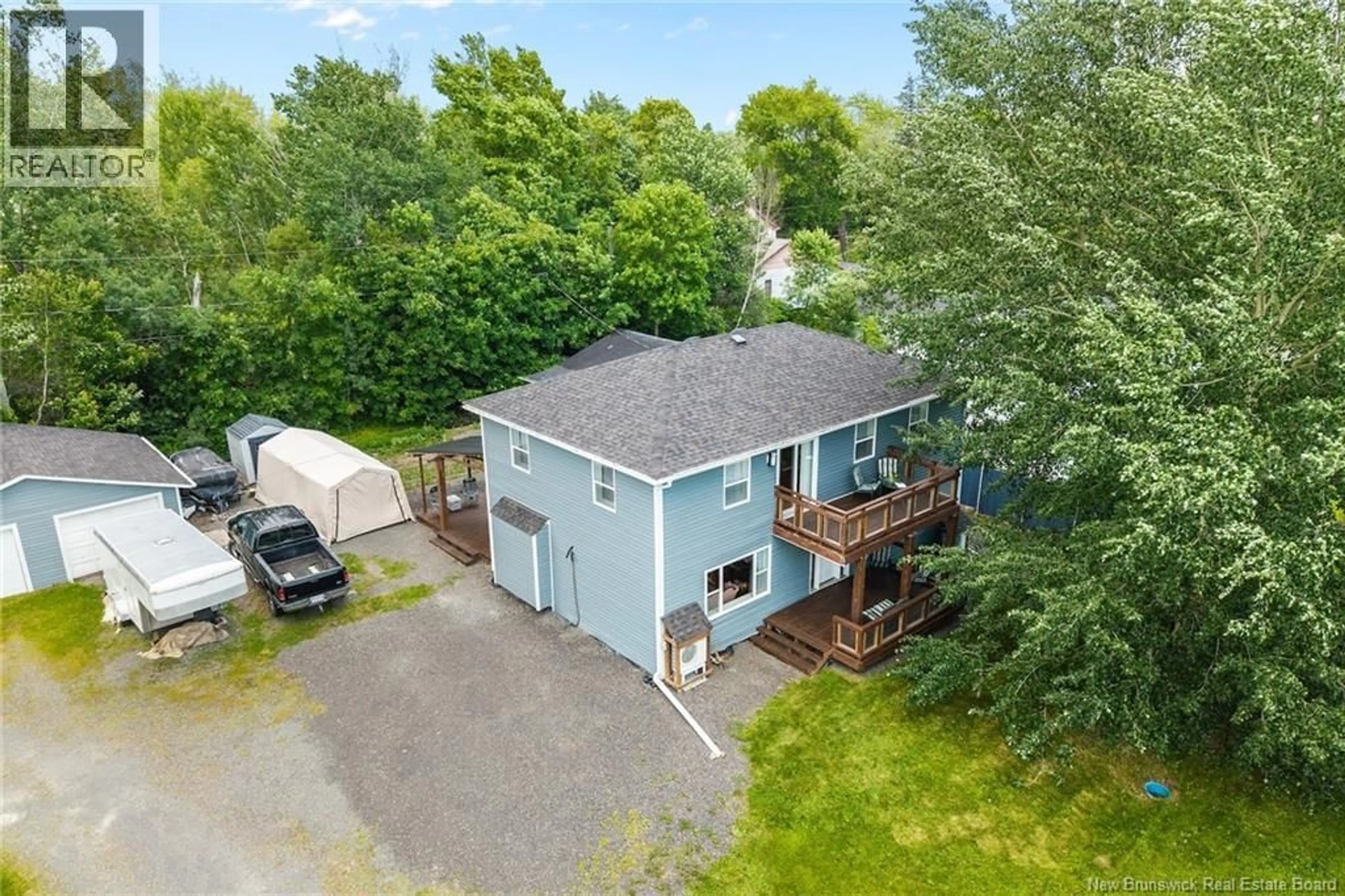 A pic from outside/outdoor area/front of a property/back of a property/a pic from drone, street for 8 - 6 HARBOUR STREET, Newcastle Creek New Brunswick E4B2K5