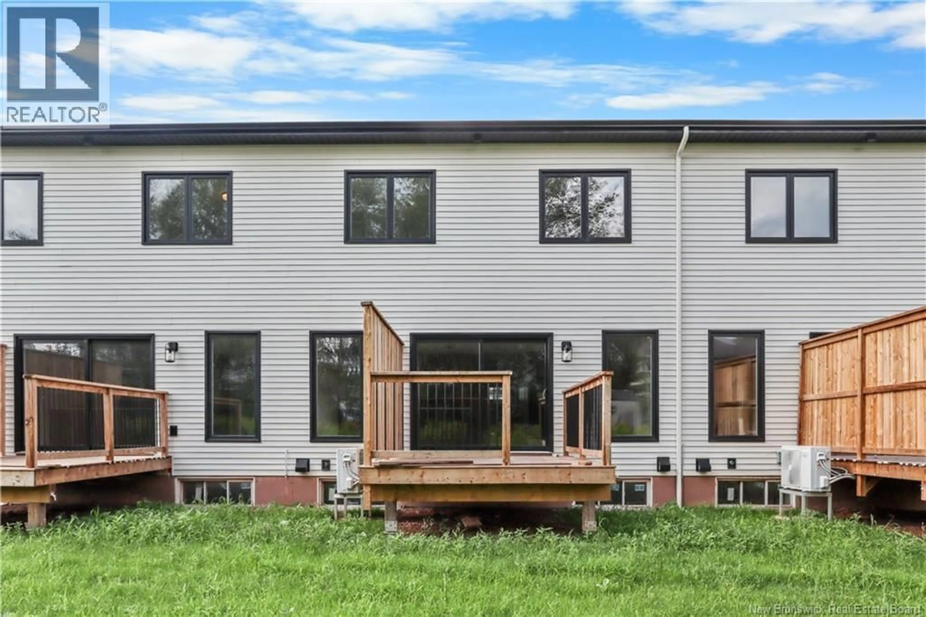 Home with vinyl exterior material, unknown for 24 VISION COURT, Dieppe New Brunswick E1K0A8