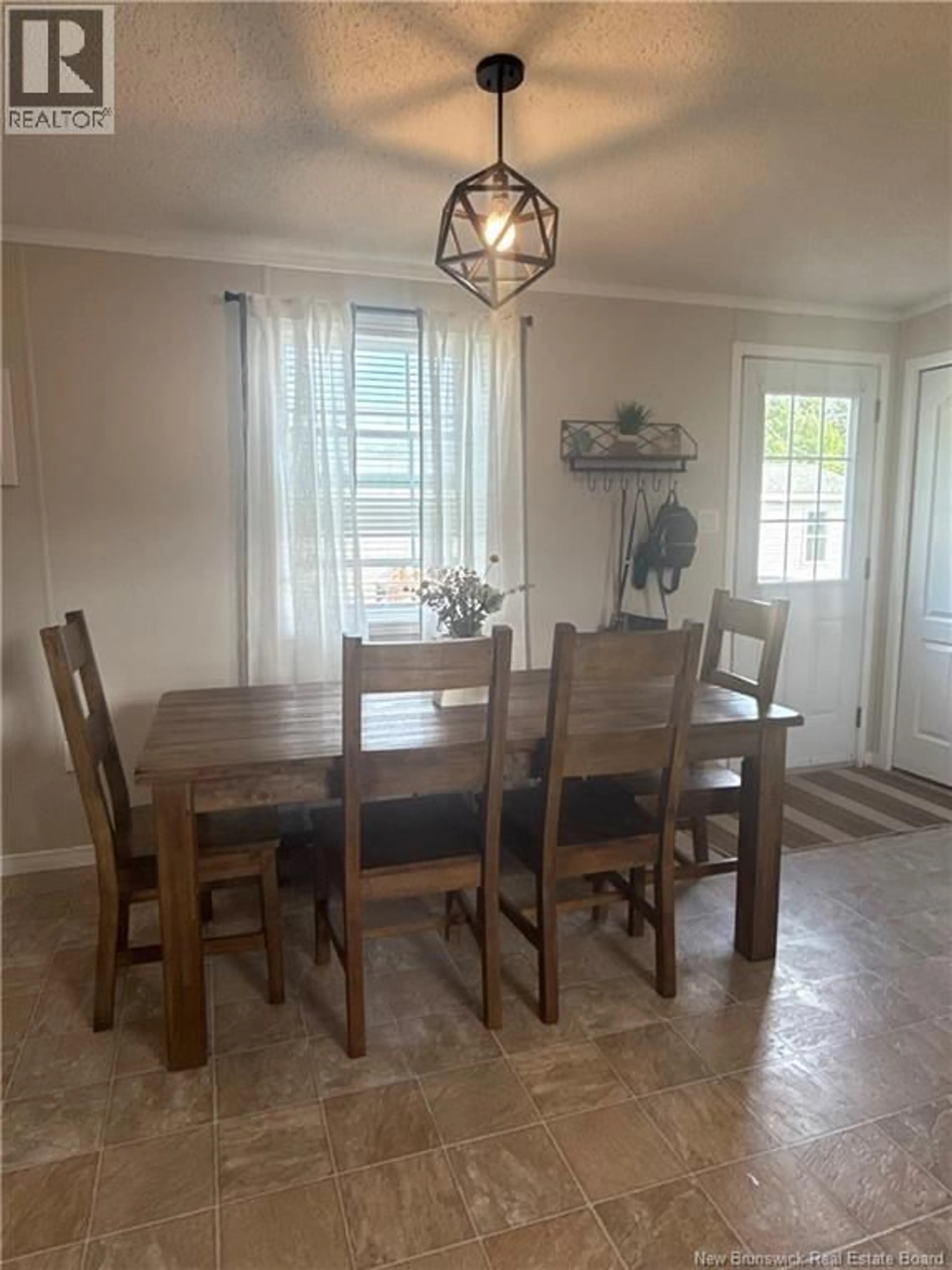 Dining room, unknown for 715 WILLISTON DRIVE, Miramichi New Brunswick E1V5Z1