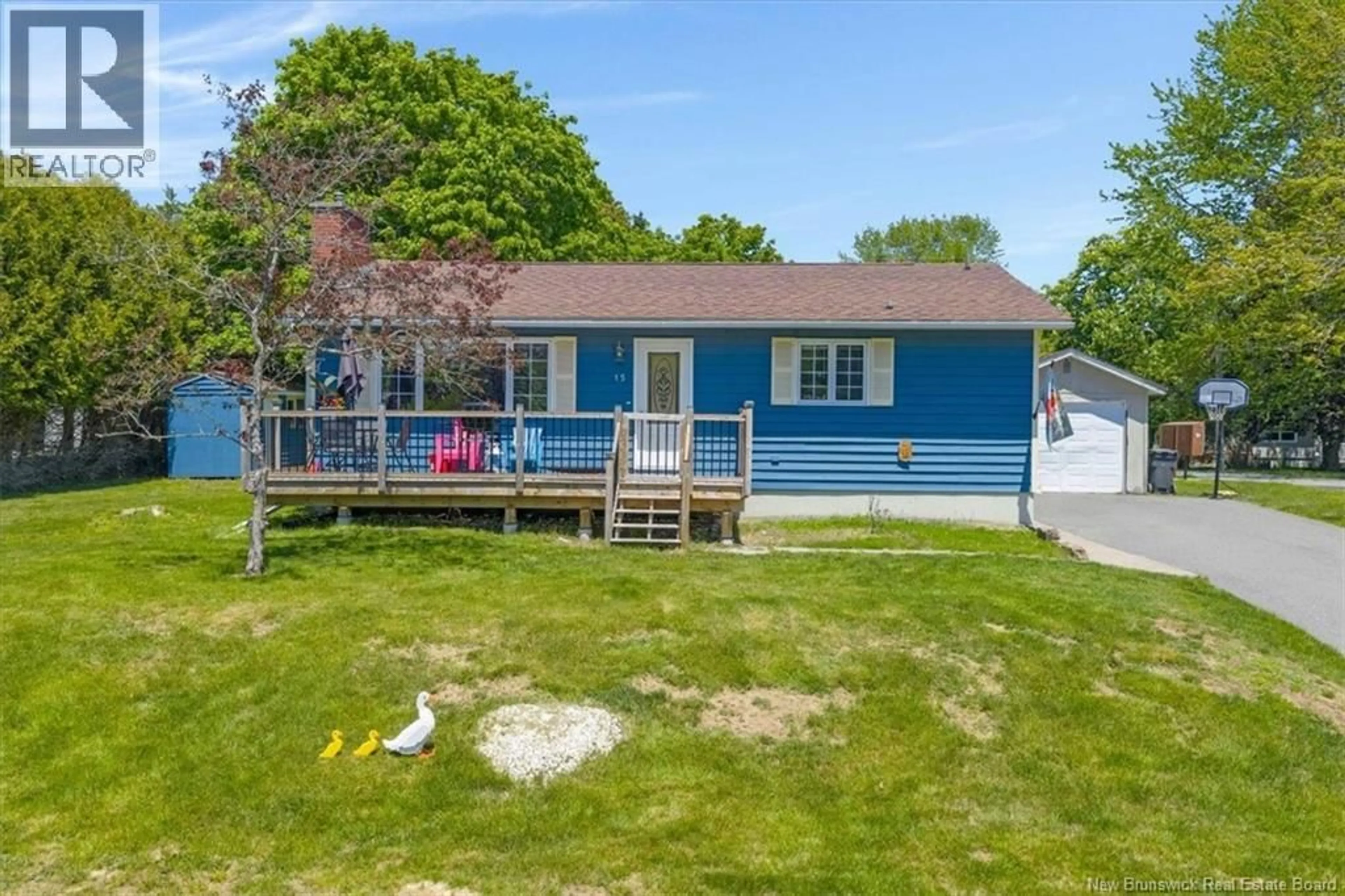 A pic from outside/outdoor area/front of a property/back of a property/a pic from drone, water/lake/river/ocean view for 15 ROBERTS LANE, Quispamsis New Brunswick E2E1B9