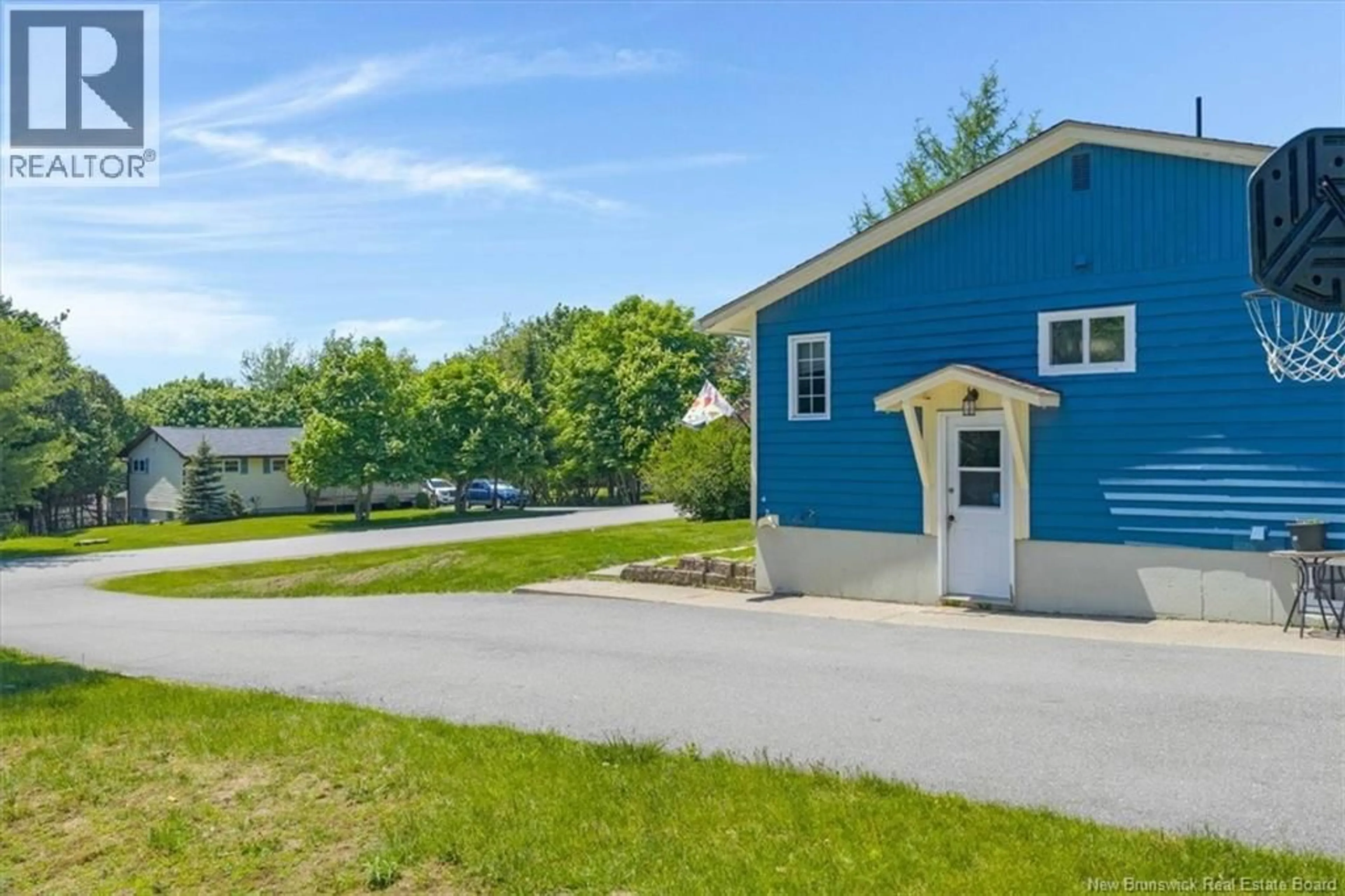 A pic from outside/outdoor area/front of a property/back of a property/a pic from drone, street for 15 ROBERTS LANE, Quispamsis New Brunswick E2E1B9