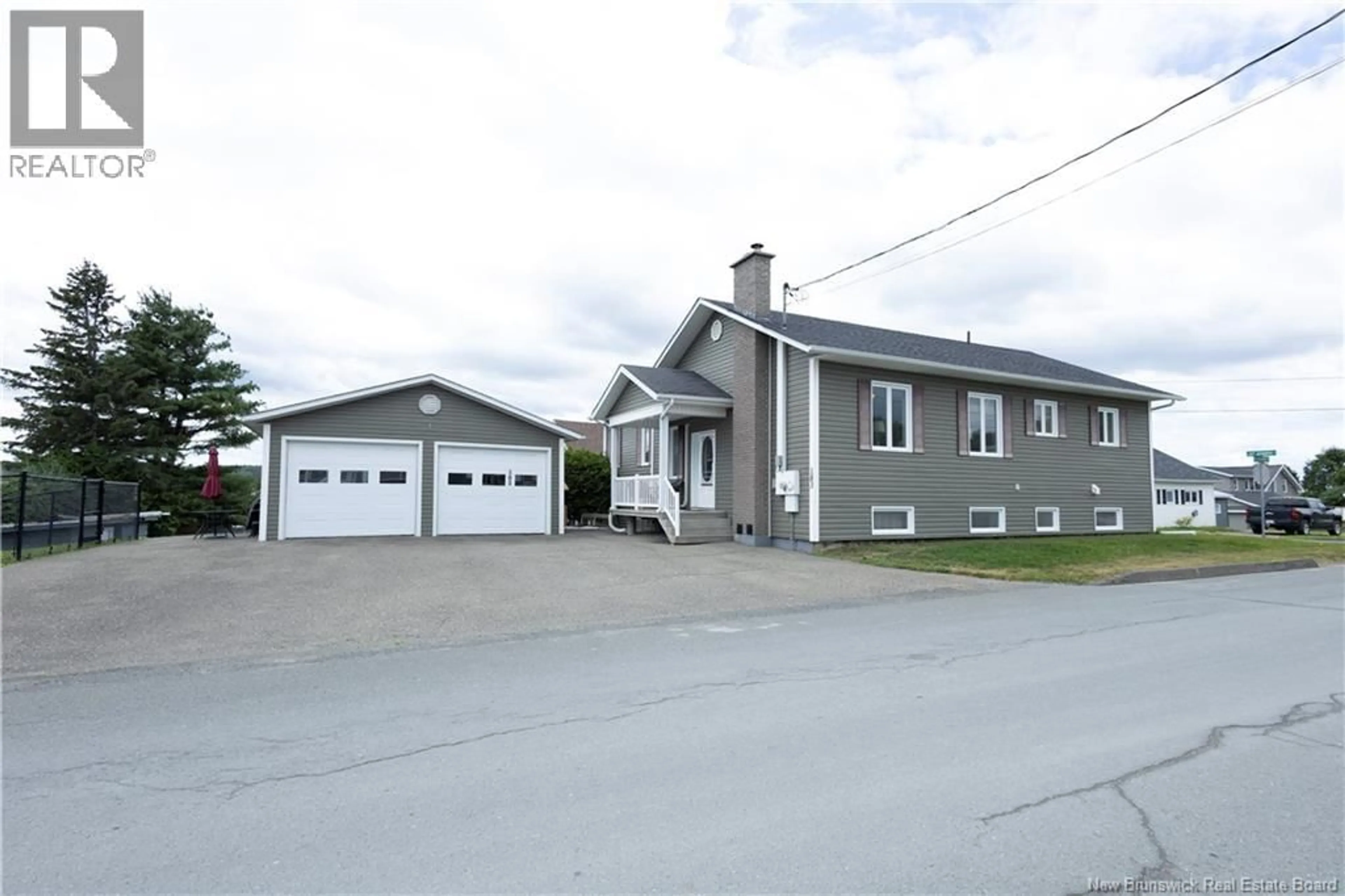 Unknown for 183 ST. GEORGES STREET, Grand-Sault/Grand Falls New Brunswick E3Y1C3