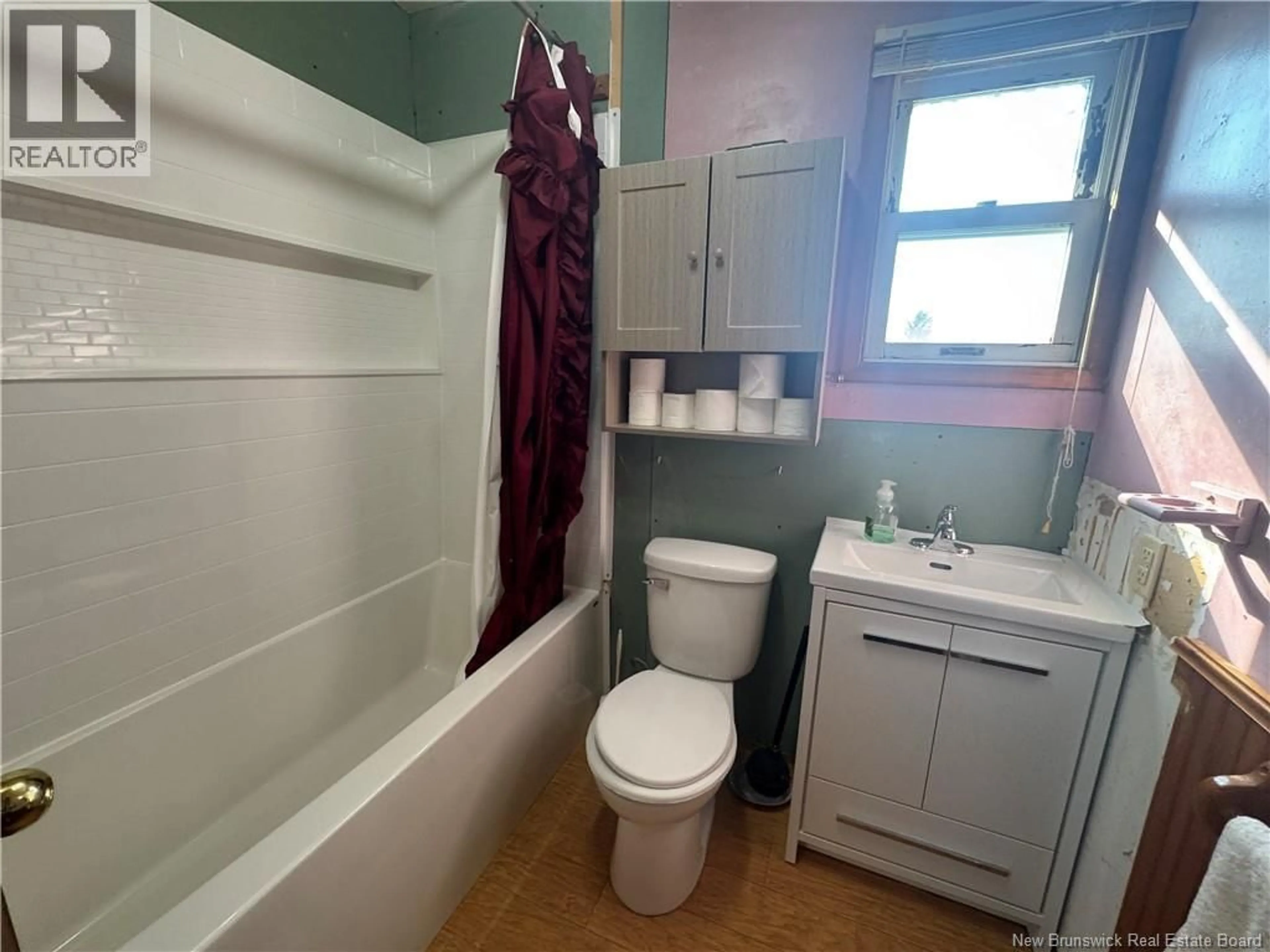 Standard bathroom, unknown for 973 CARSONVILLE ROAD, Carsonville New Brunswick E4G1B2