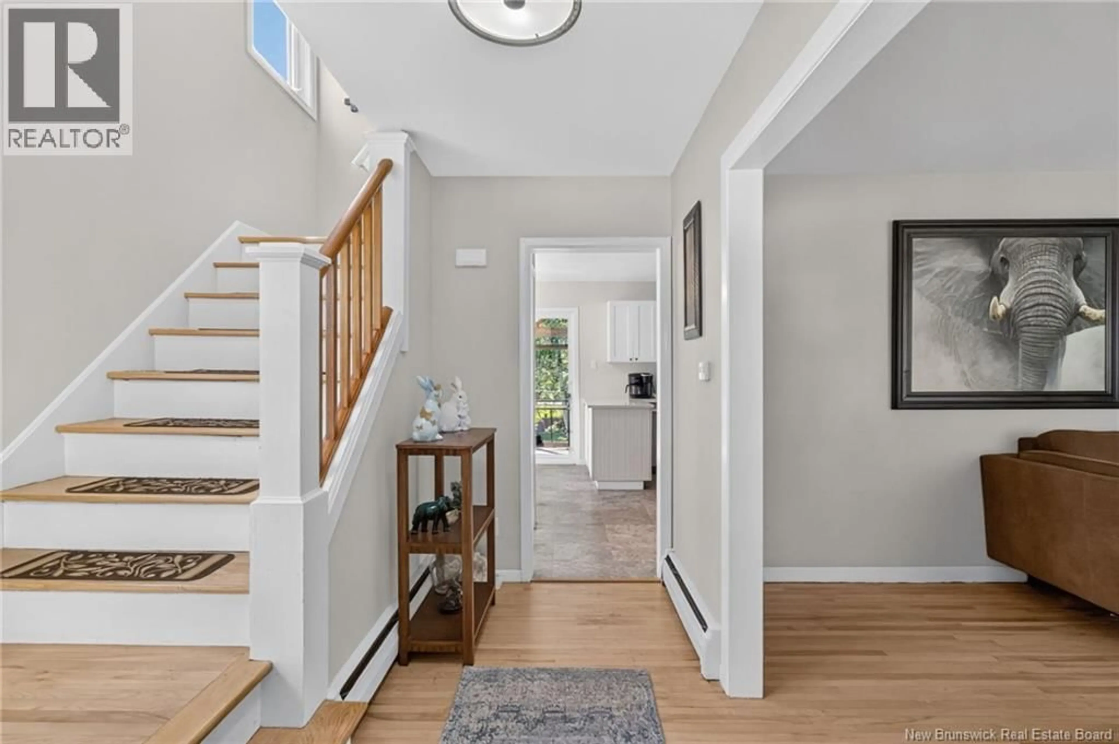 Indoor entryway for 805 YALE AVENUE, Riverview New Brunswick E1B2C5