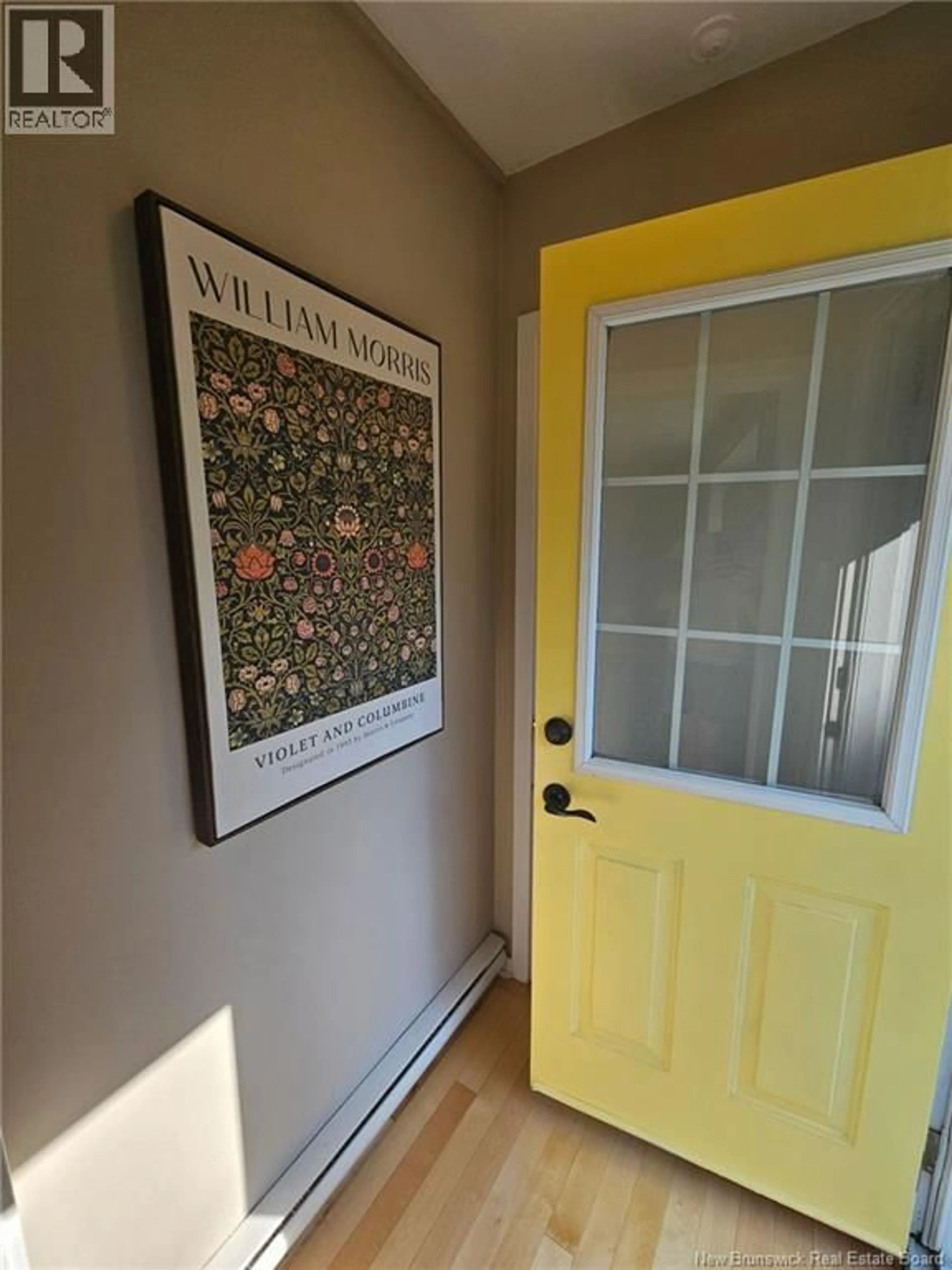 Indoor entryway for 616 PALMER STREET, Fredericton New Brunswick E3B3V1