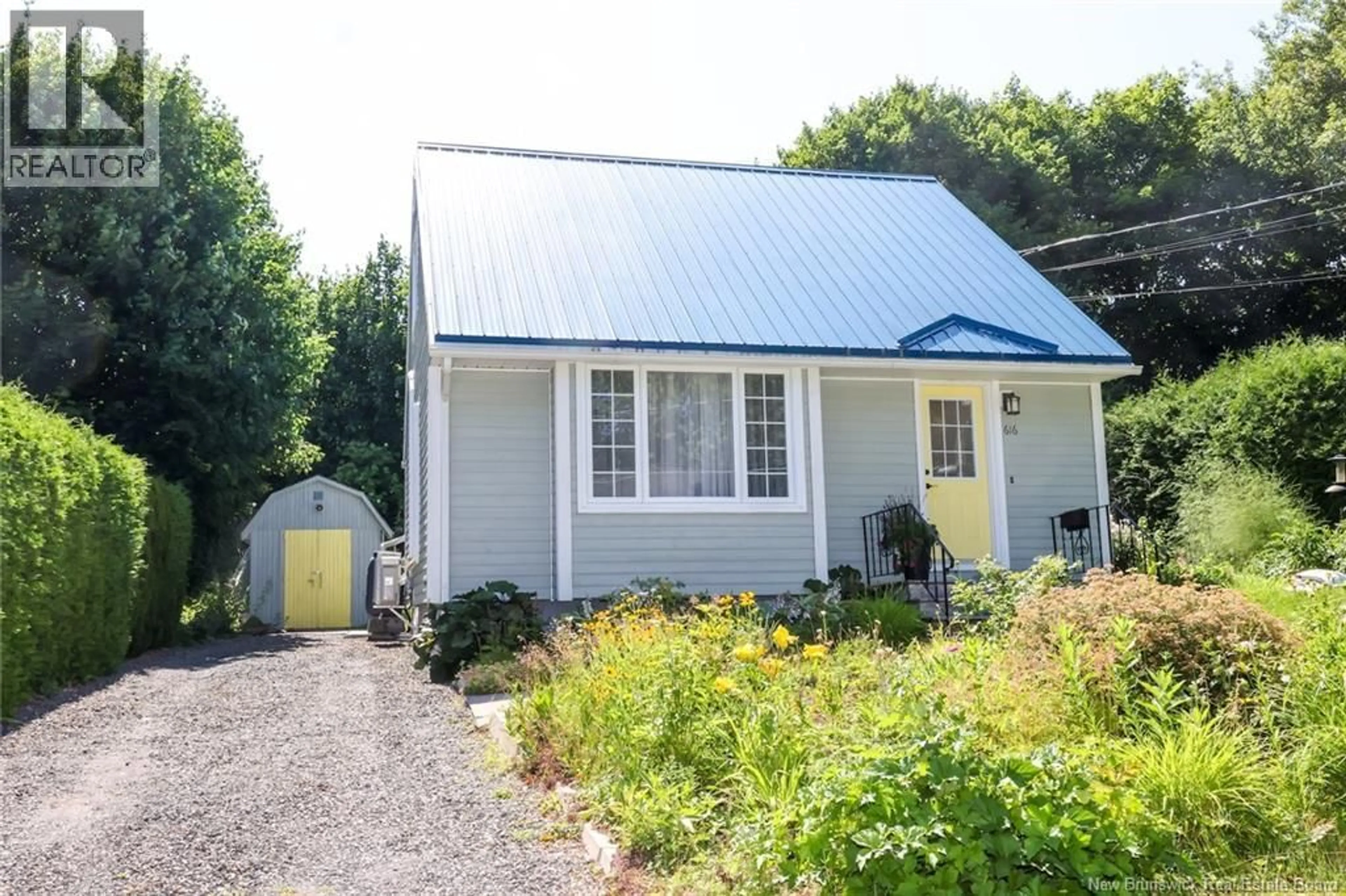 Shed for 616 PALMER STREET, Fredericton New Brunswick E3B3V1