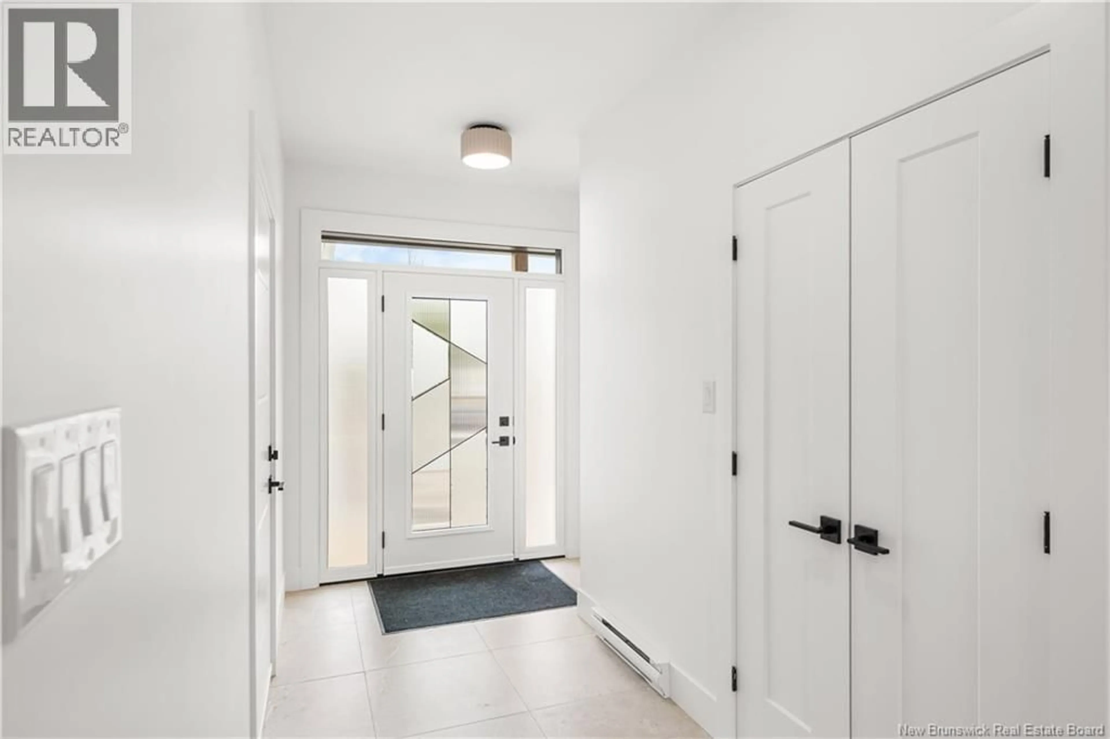 Indoor foyer for 69 RACHEL STREET, Moncton New Brunswick E1G2V5