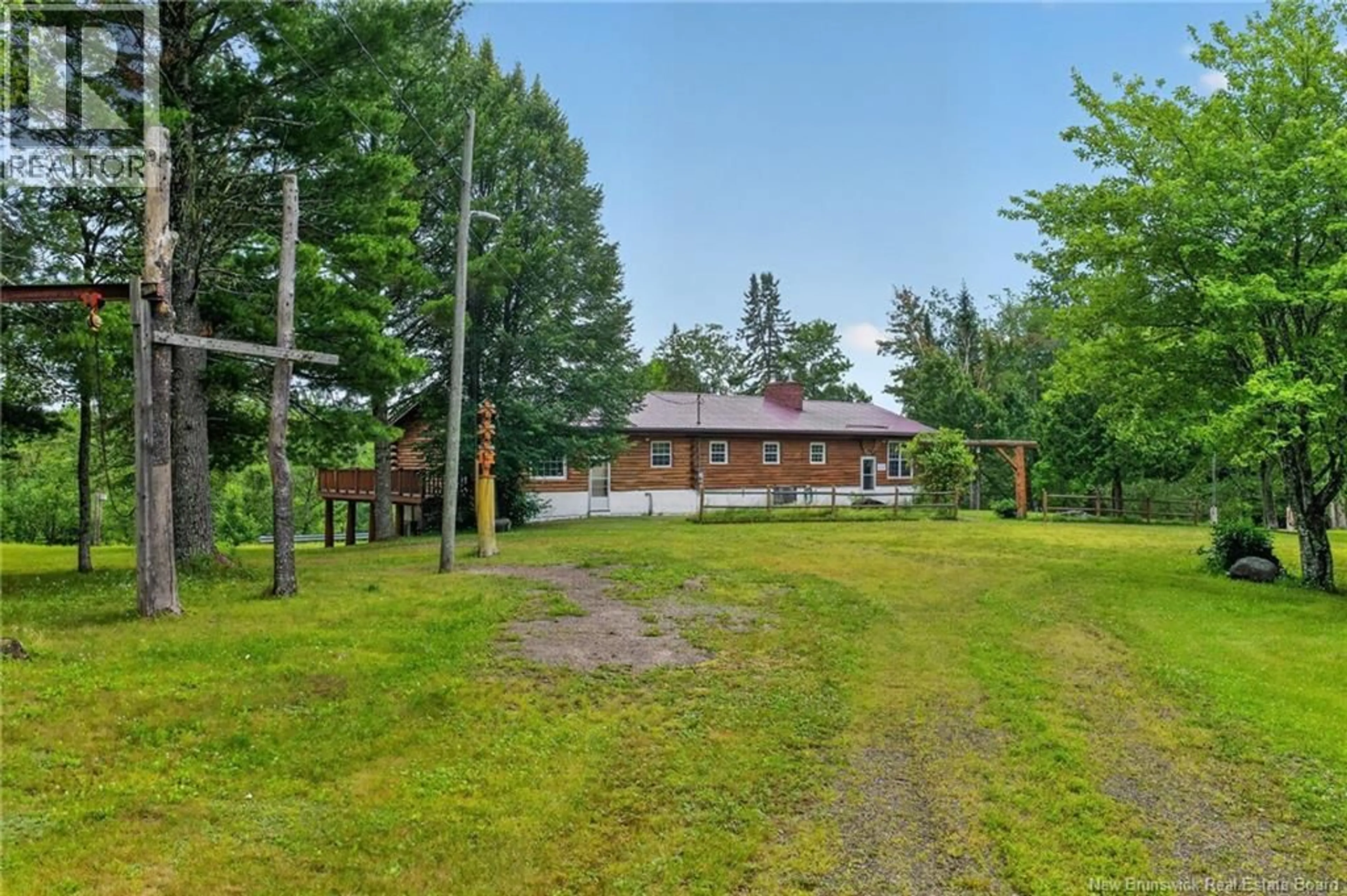 A pic from outside/outdoor area/front of a property/back of a property/a pic from drone, unknown for 8012 ROUTE 112 ROUTE, Hunters Home New Brunswick E4C4K3