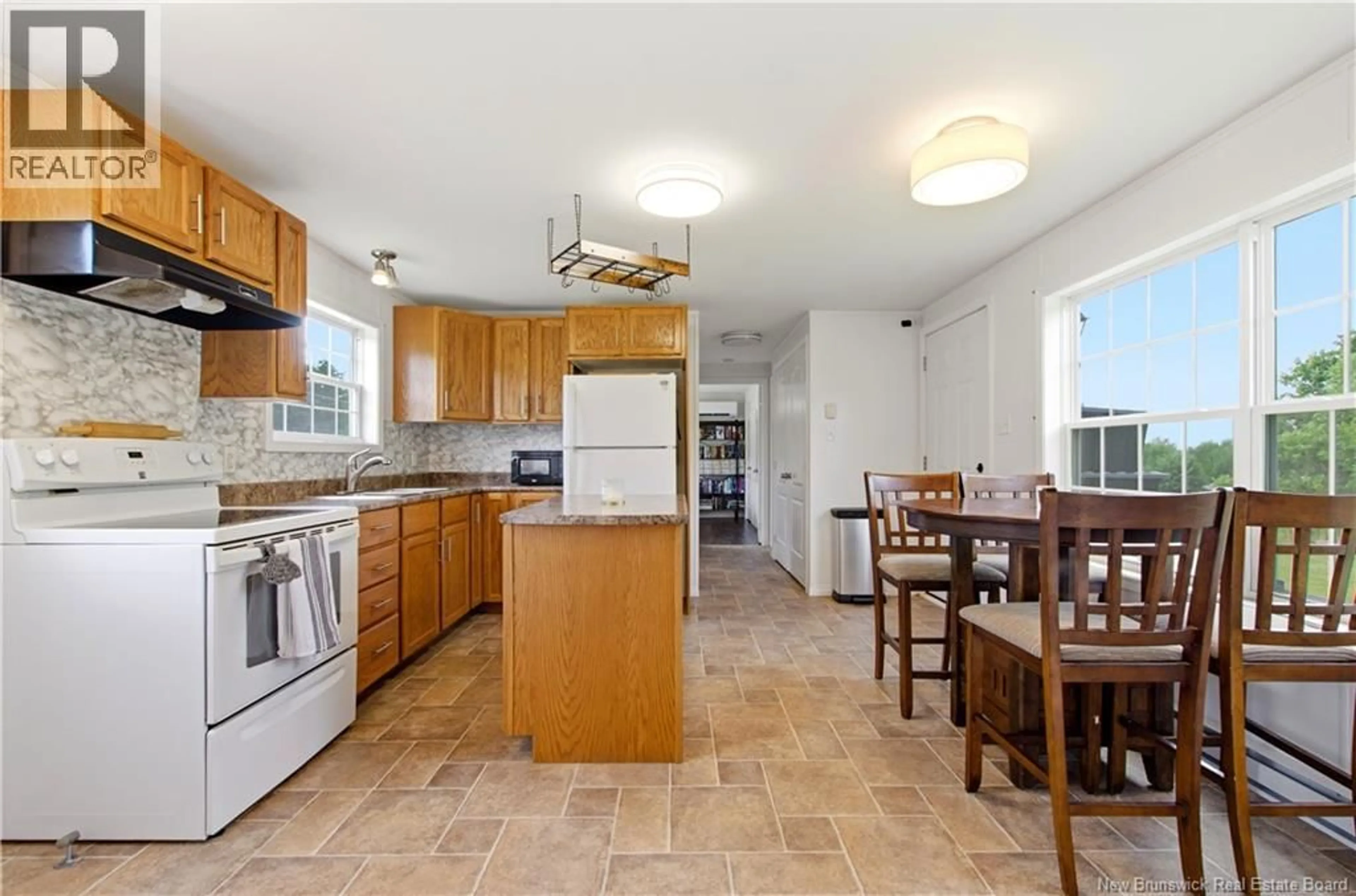 Standard kitchen, ceramic/tile floor for 139 UPPER COYTOWN ROAD, Upper Gagetown New Brunswick E5M1P3