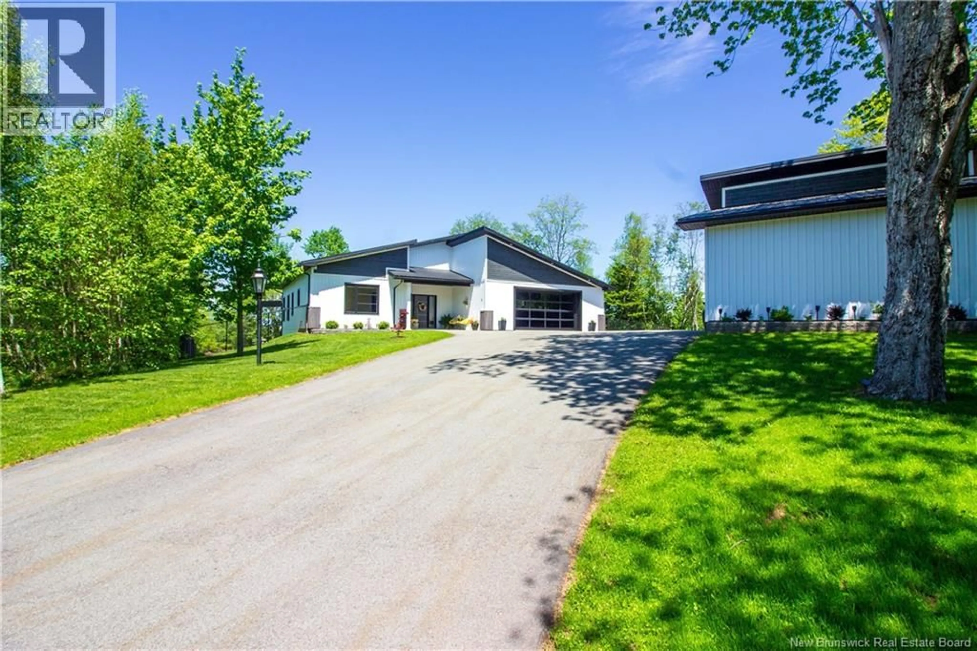 A pic from outside/outdoor area/front of a property/back of a property/a pic from drone, street for 11 ROBERT ROSS BOULEVARD, Hampton New Brunswick E5N0E2