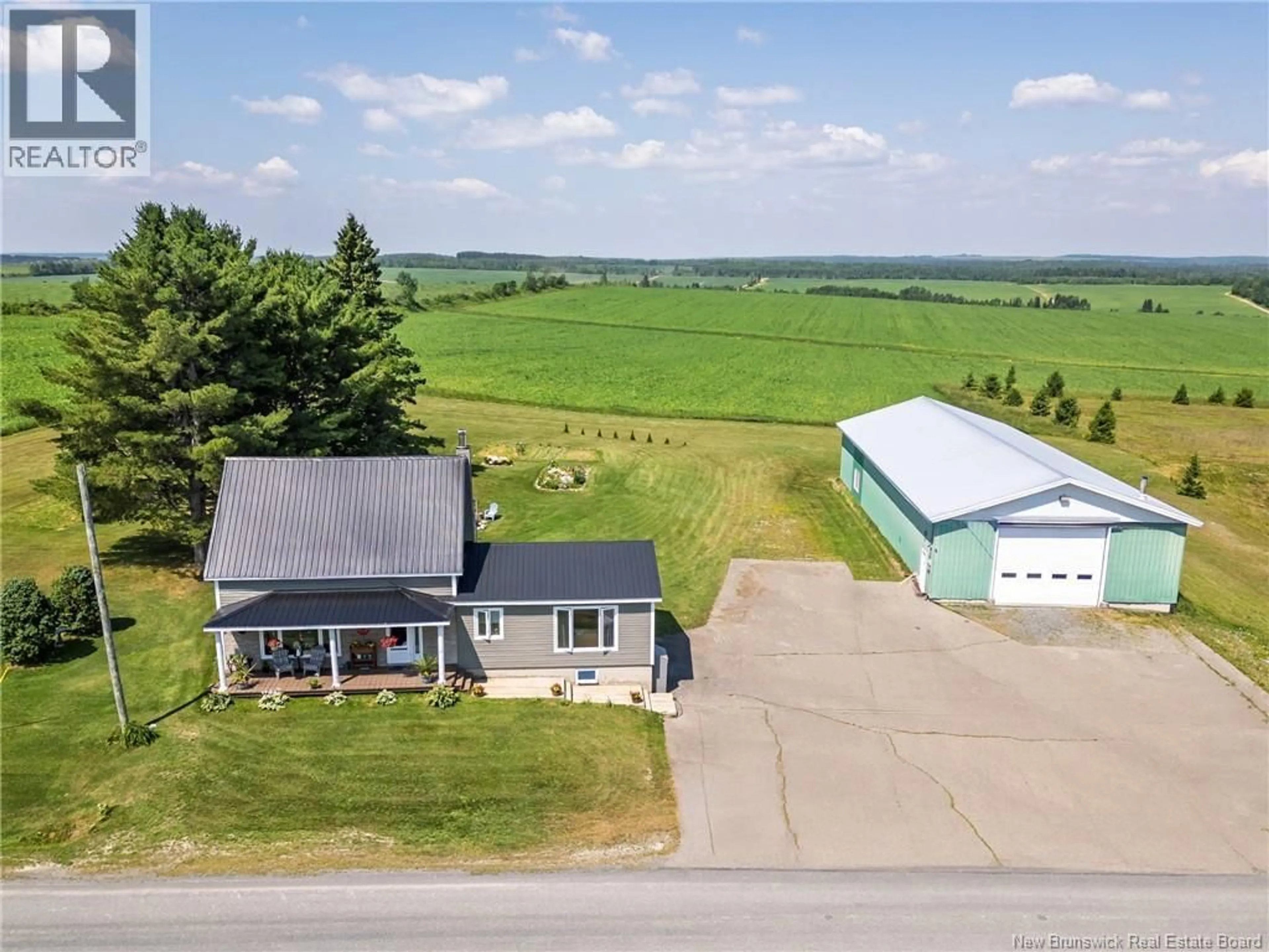 A pic from outside/outdoor area/front of a property/back of a property/a pic from drone, building for 770 MONTAGNE A COMEAU, Saint-André New Brunswick E3Y3G5