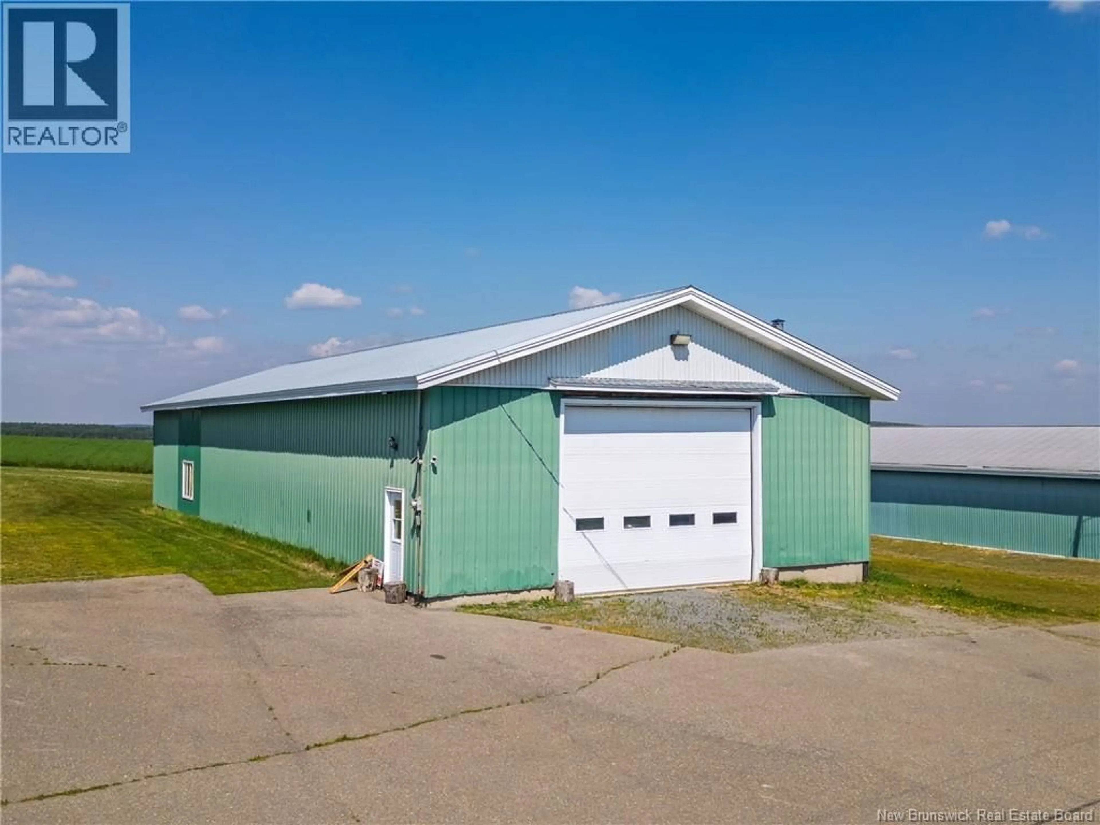 Indoor garage for 770 MONTAGNE A COMEAU, Saint-André New Brunswick E3Y3G5