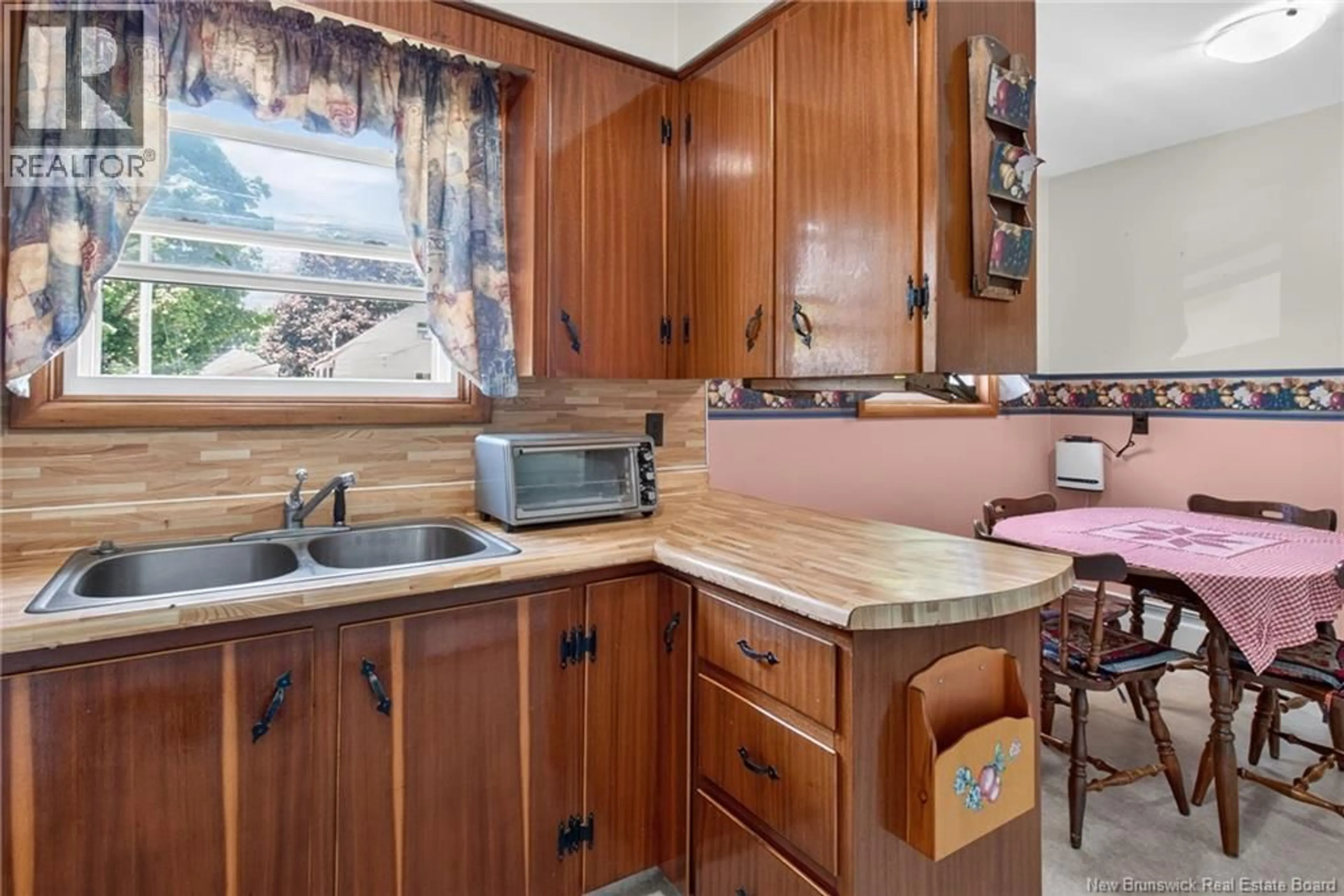 Standard kitchen, unknown for 177 BROADWAY STREET, Moncton New Brunswick E1A3Y3