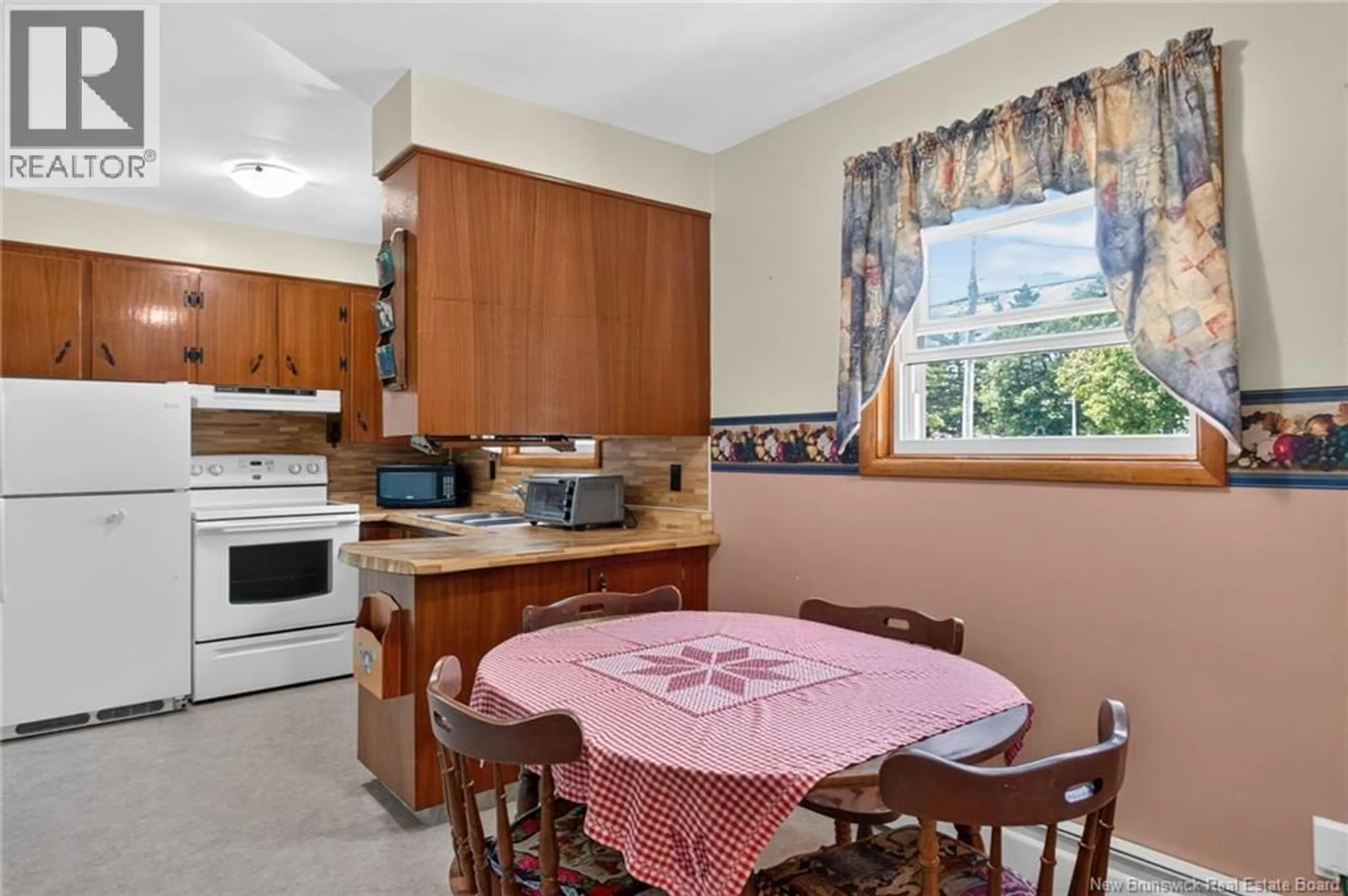Standard kitchen, ceramic/tile floor for 177 BROADWAY STREET, Moncton New Brunswick E1A3Y3