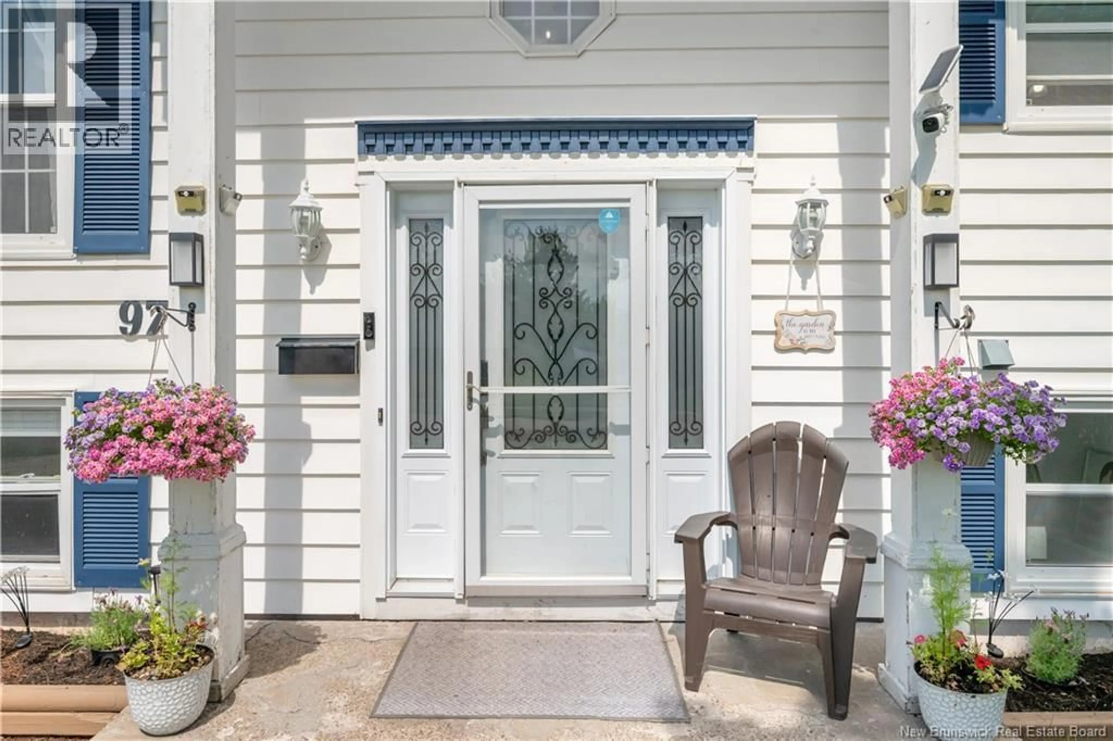 Indoor entryway for 97 ASHLEY CRESCENT, Moncton New Brunswick E1G1R5