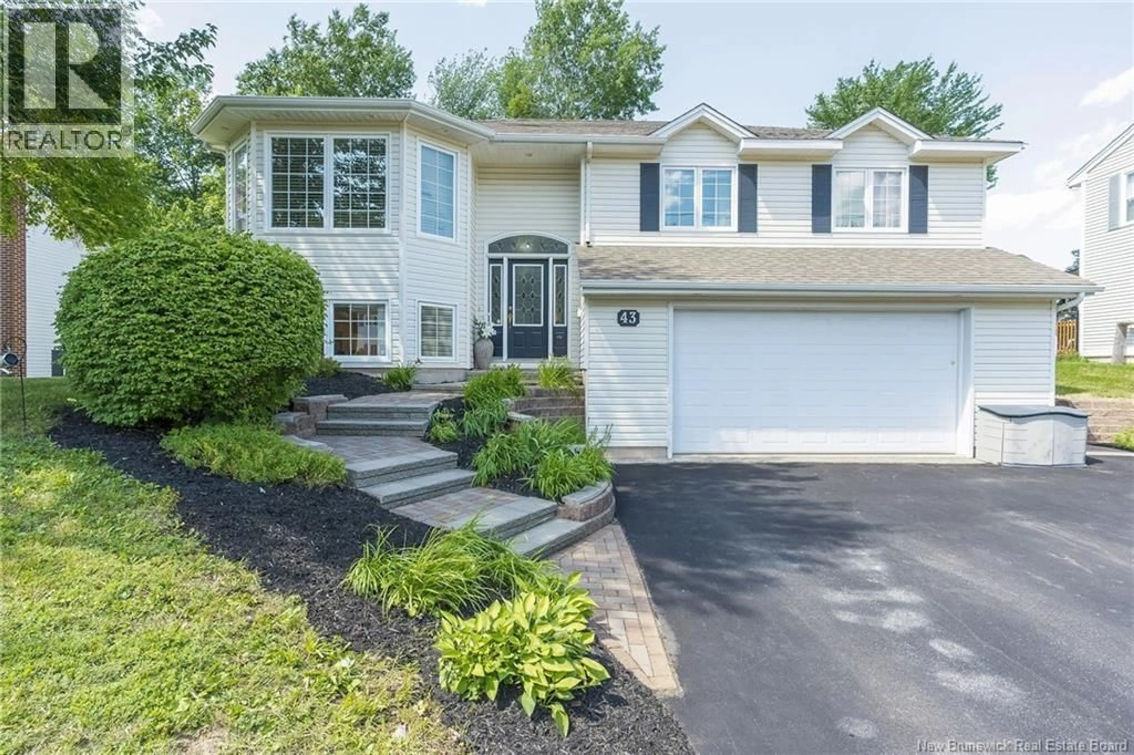 Home with vinyl exterior material, street for 43 MOREWOOD, Moncton New Brunswick E1A6L8