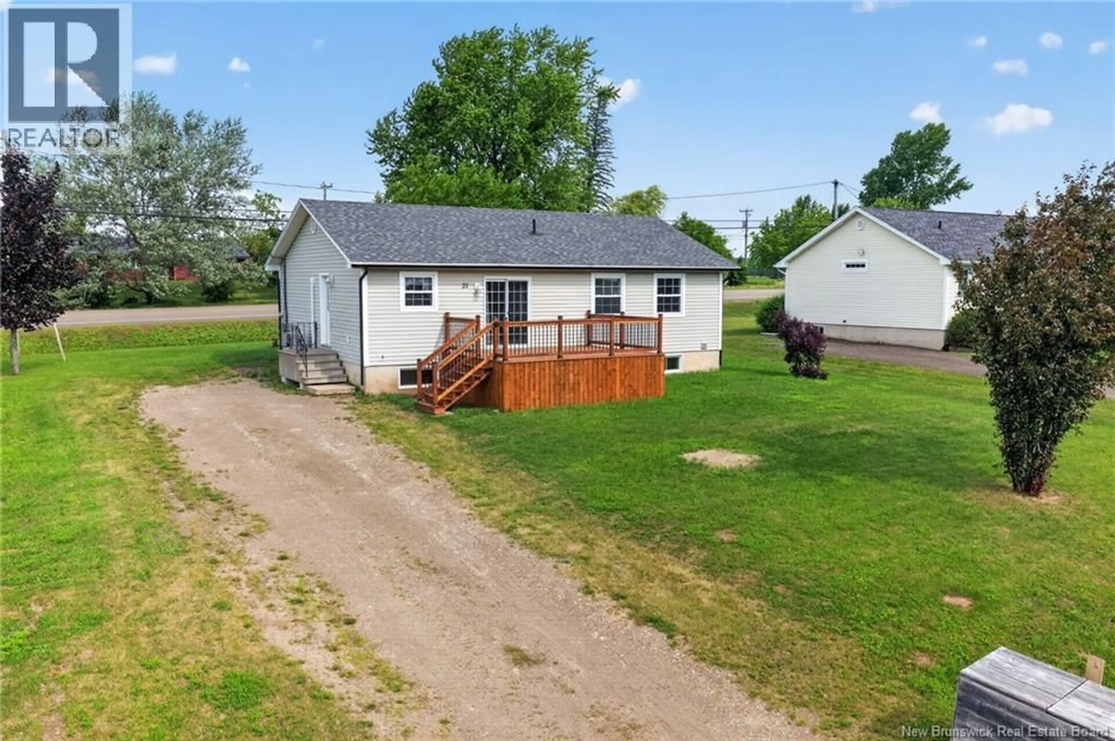 A pic from outside/outdoor area/front of a property/back of a property/a pic from drone, unknown for 21 WORTMAN, Salisbury New Brunswick E4J3K9