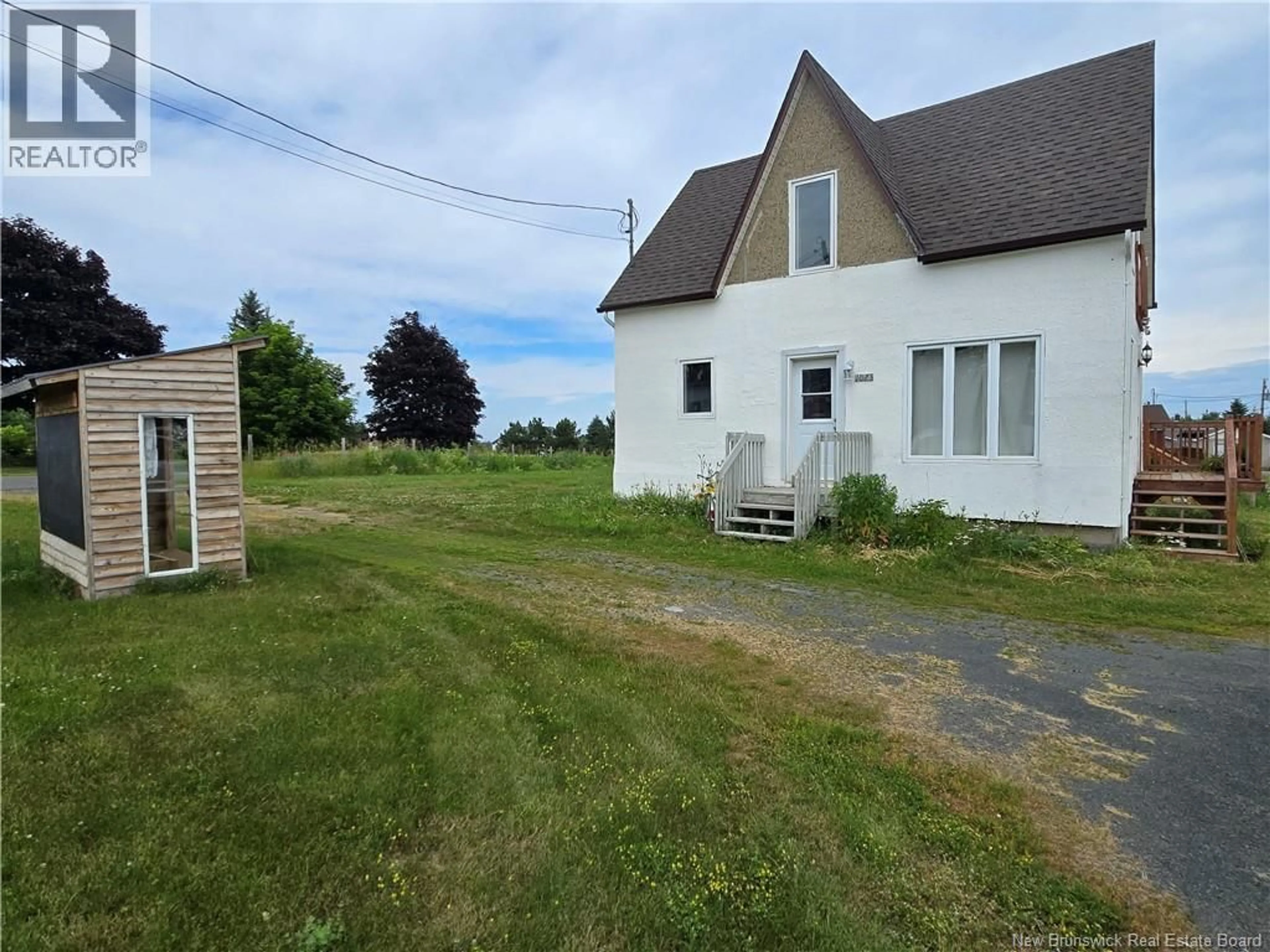 A pic from outside/outdoor area/front of a property/back of a property/a pic from drone, unknown for 1073 ROUTE 134, Petit-Rocher New Brunswick E8J1B8