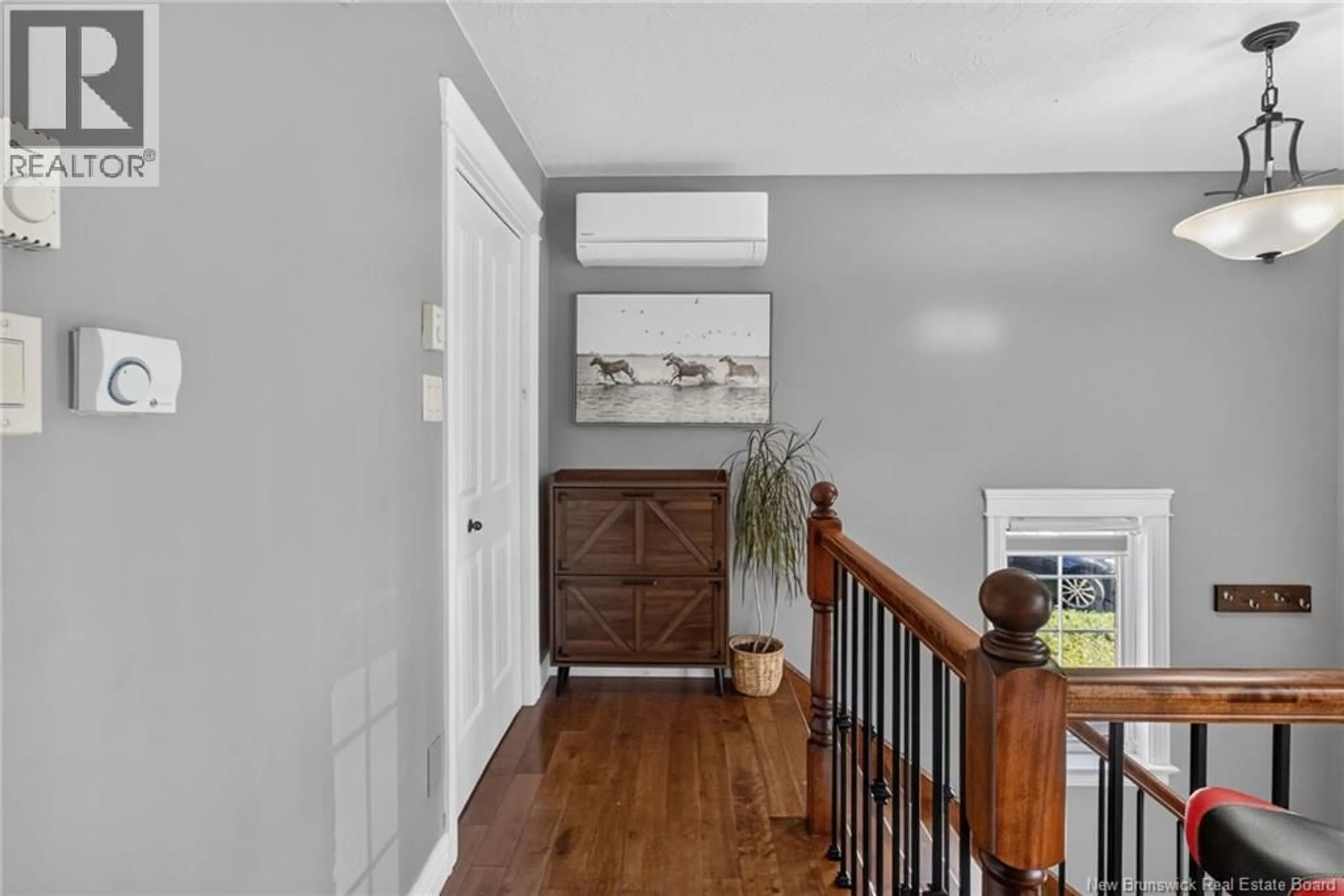 Indoor entryway for 100 BELLE FORET STREET, Dieppe New Brunswick E1A8X9
