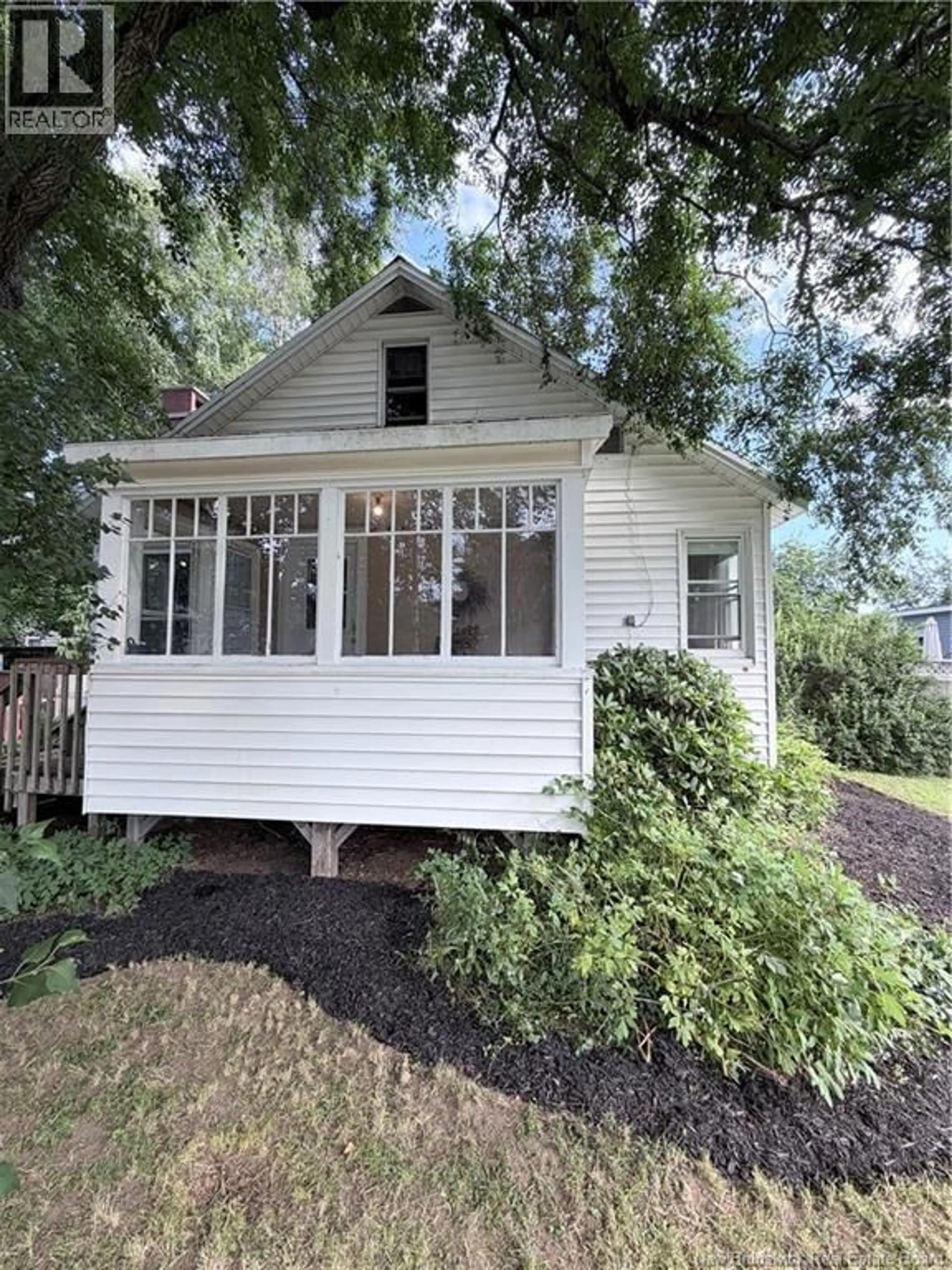 Home with vinyl exterior material, street for 123 HENRY STREET, Fredericton New Brunswick E3A3H9