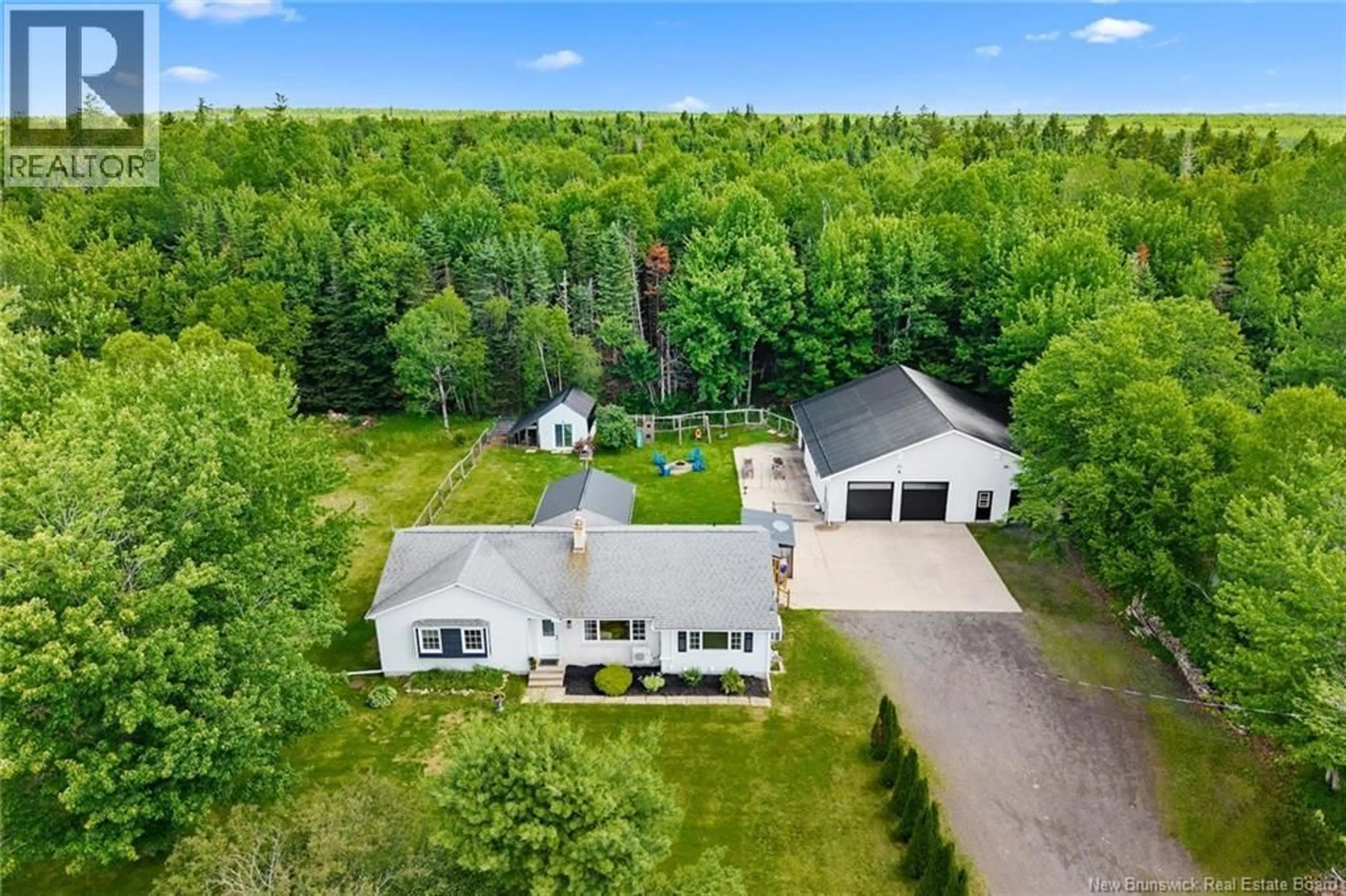 A pic from outside/outdoor area/front of a property/back of a property/a pic from drone, unknown for 2310 ROUTE 620, Fredericton New Brunswick E6G6L5