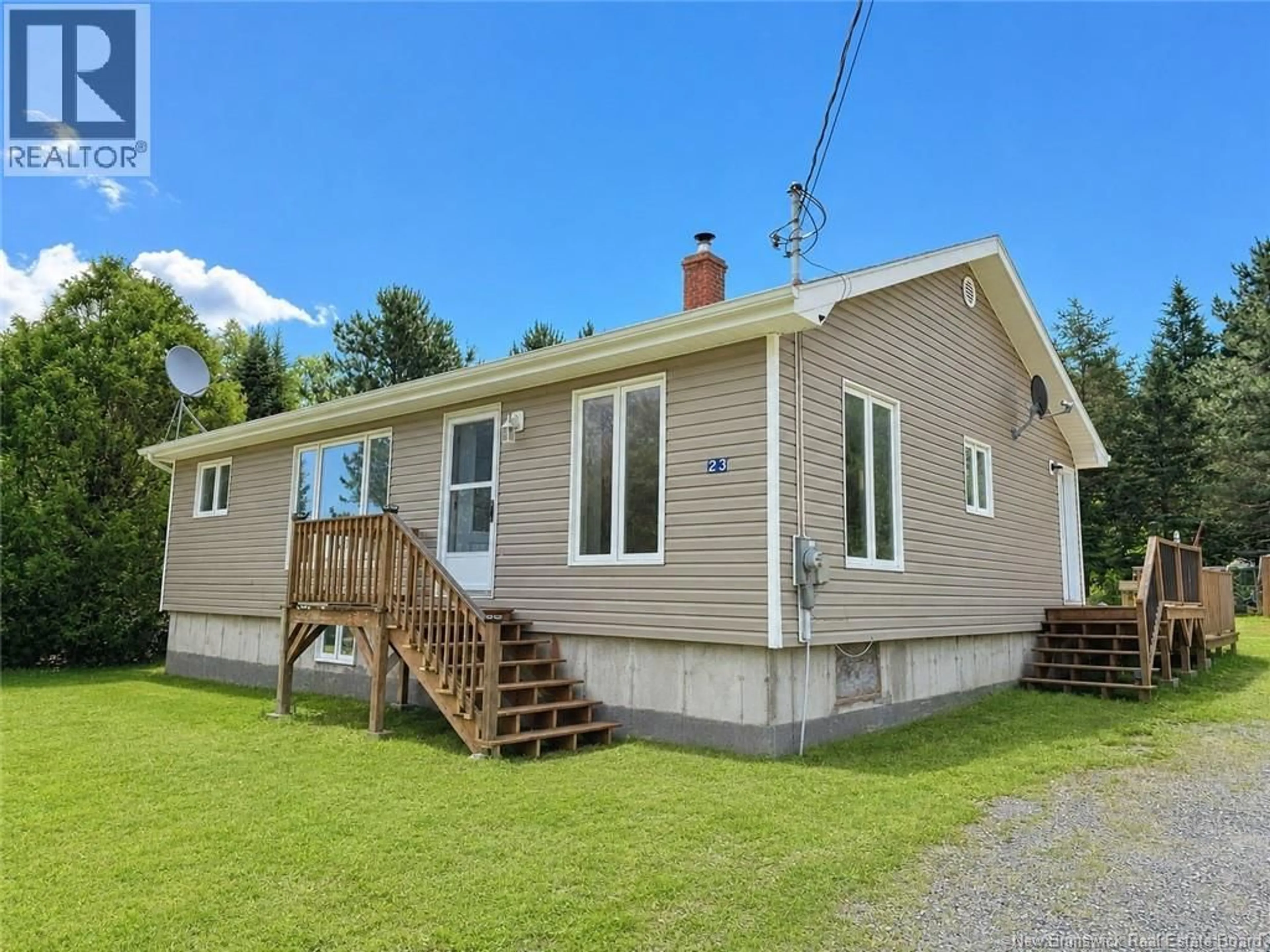 Home with vinyl exterior material, unknown for 23 MOISE LANE, Caissie Road New Brunswick E9G3A1