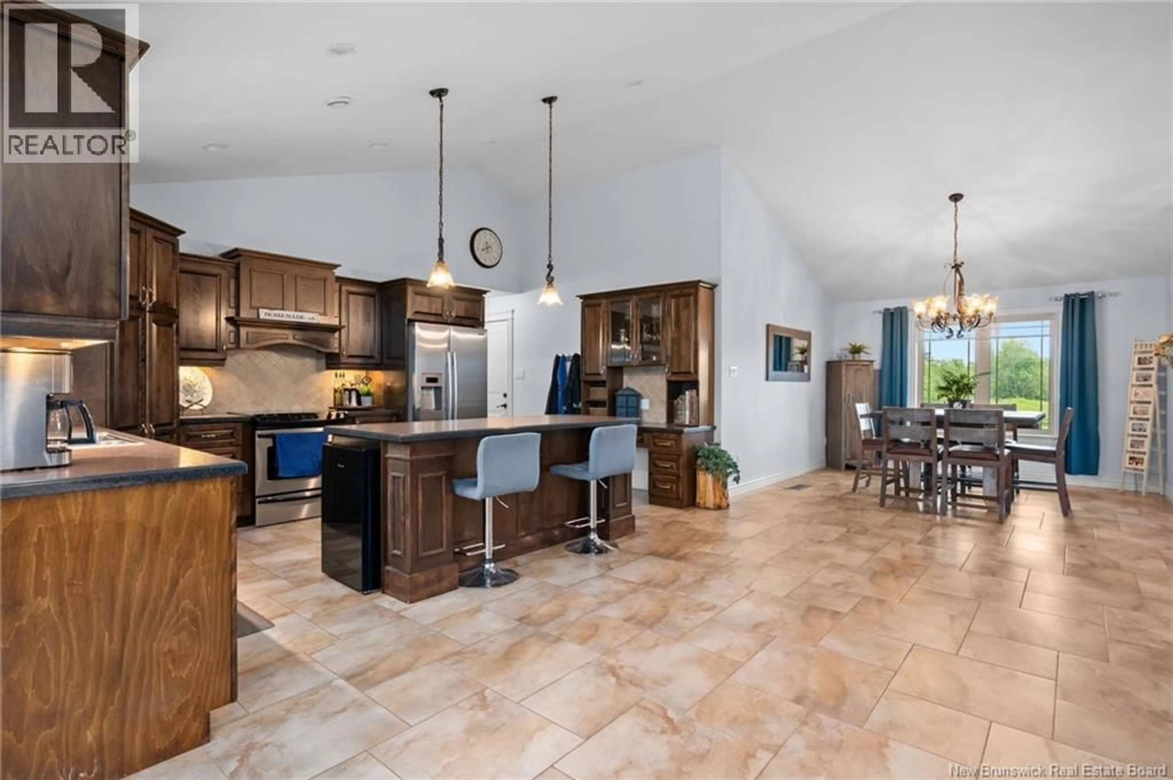 Open concept kitchen, ceramic/tile floor for 495 OLD SHEDIAC ROAD, Memramcook New Brunswick E4K1V6