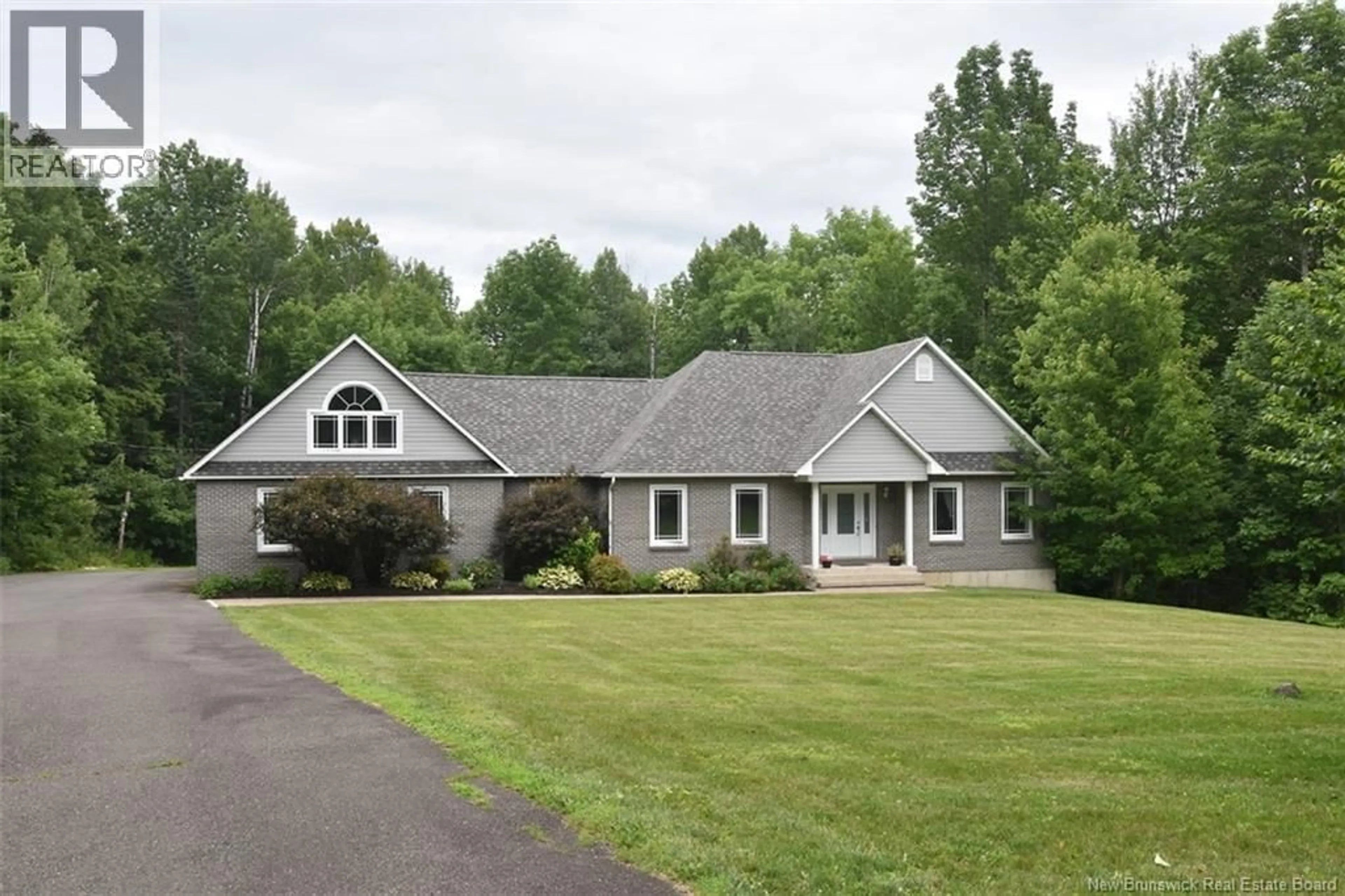 Home with vinyl exterior material, unknown for 410 MCLEOD HILL ROAD, Fredericton New Brunswick E3G6J4