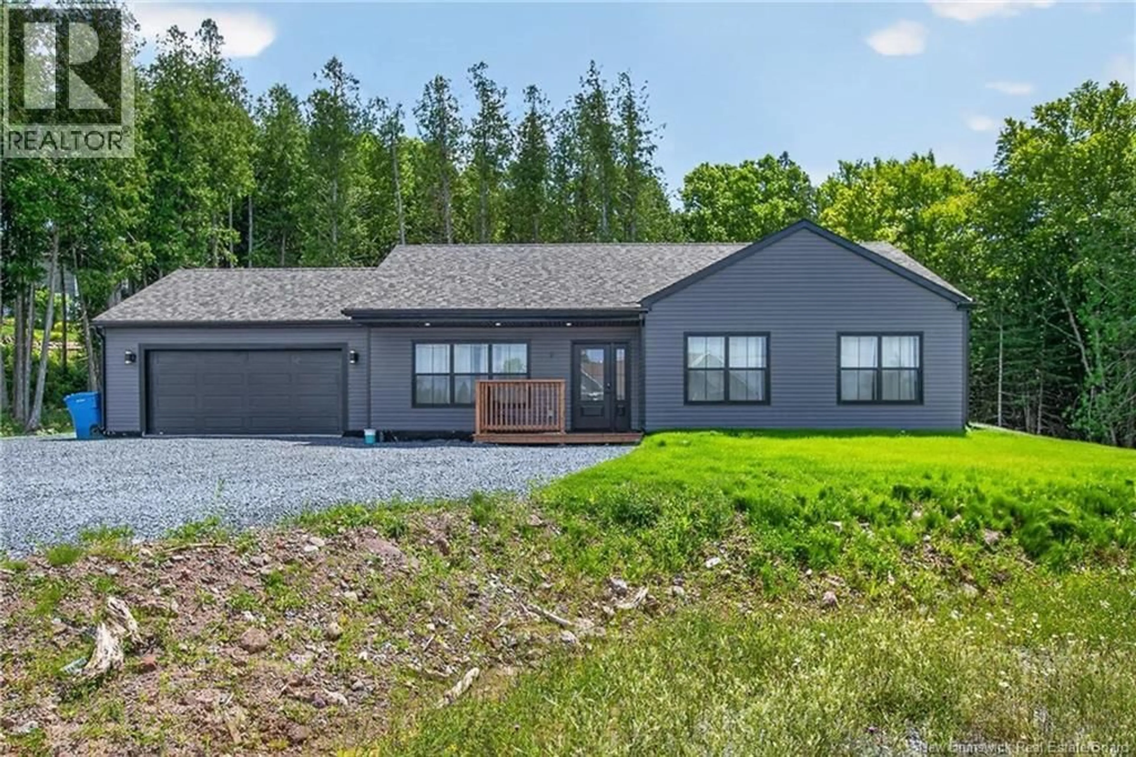 Home with vinyl exterior material, unknown for 9 GREYSTONE DRIVE, Quispamsis New Brunswick E2G0H9