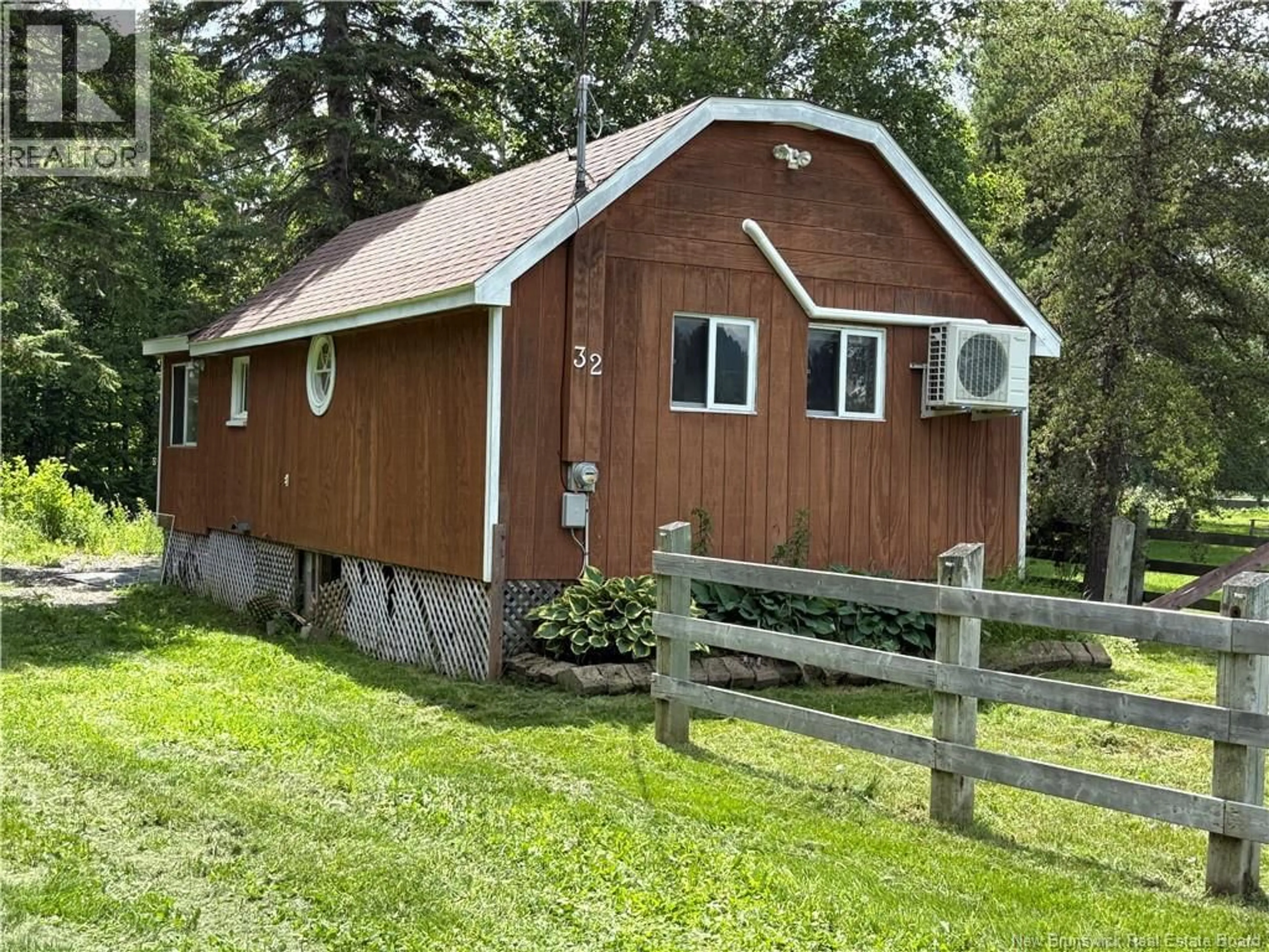 Shed for 32 MATHILDA STREET, Middle River New Brunswick E2A6Y2