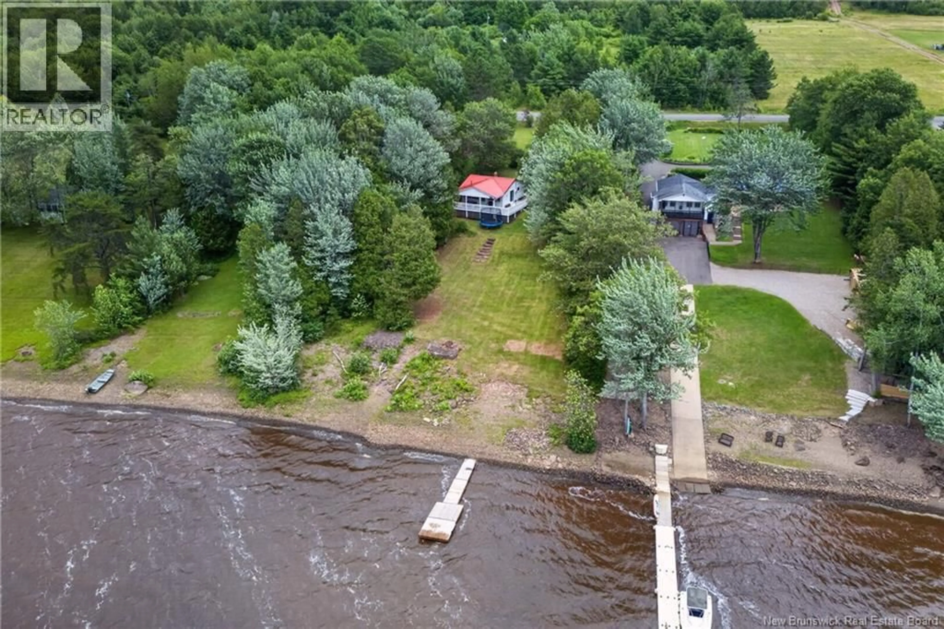 A pic from outside/outdoor area/front of a property/back of a property/a pic from drone, water/lake/river/ocean view for 1550 SCENIC NARROWS BOULEVARD, Cambridge-Narrows New Brunswick E4C2P2